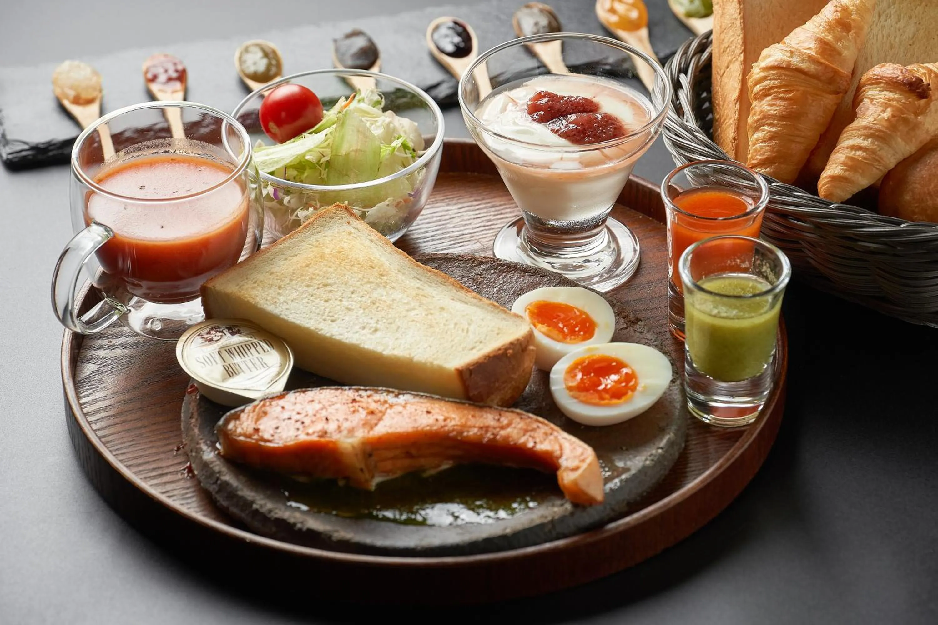 Breakfast in Nazuna Kyoto Tsubaki St.