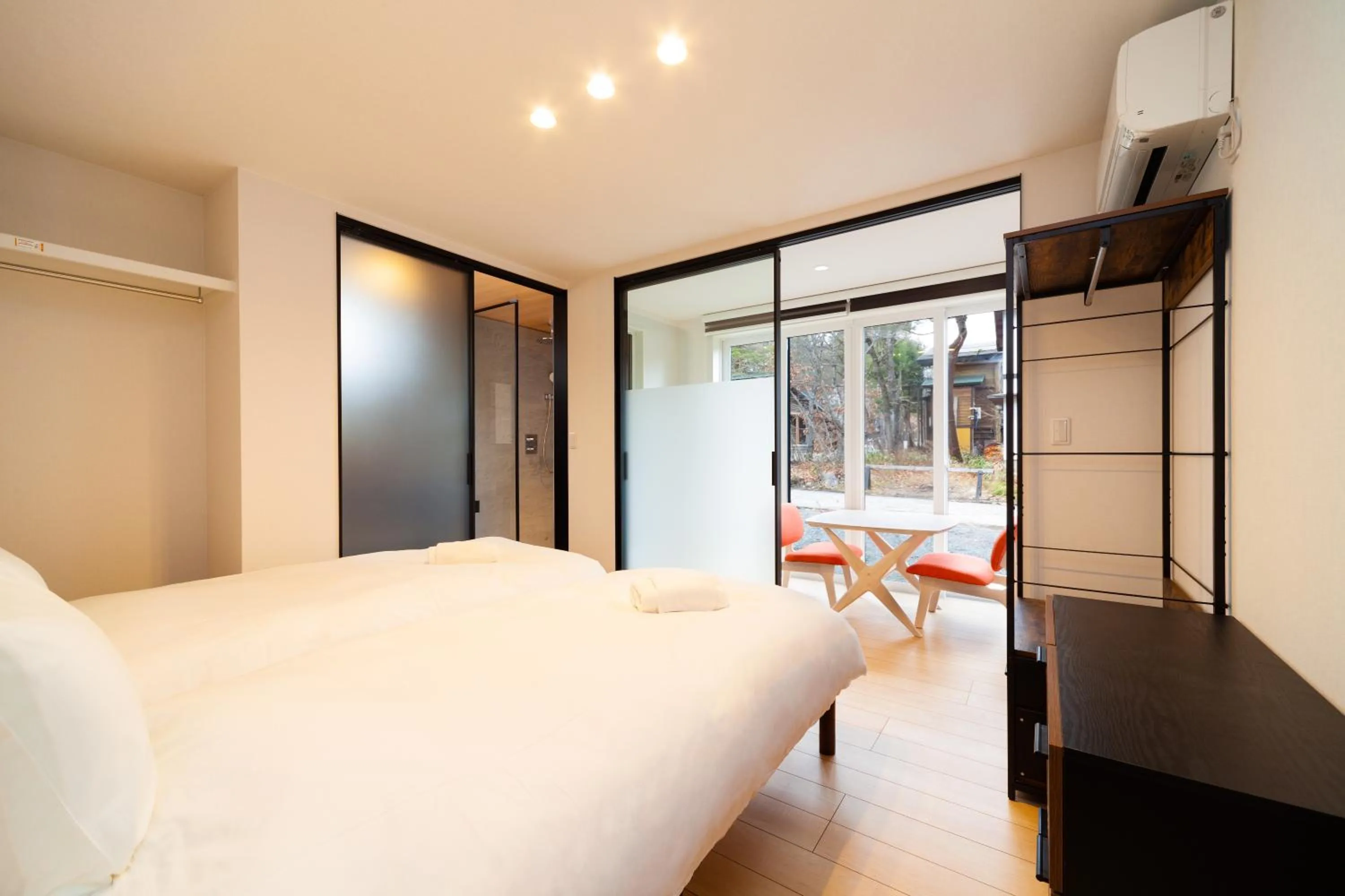 Photo of the whole room, Bed in Villa Rochalie by HHG
