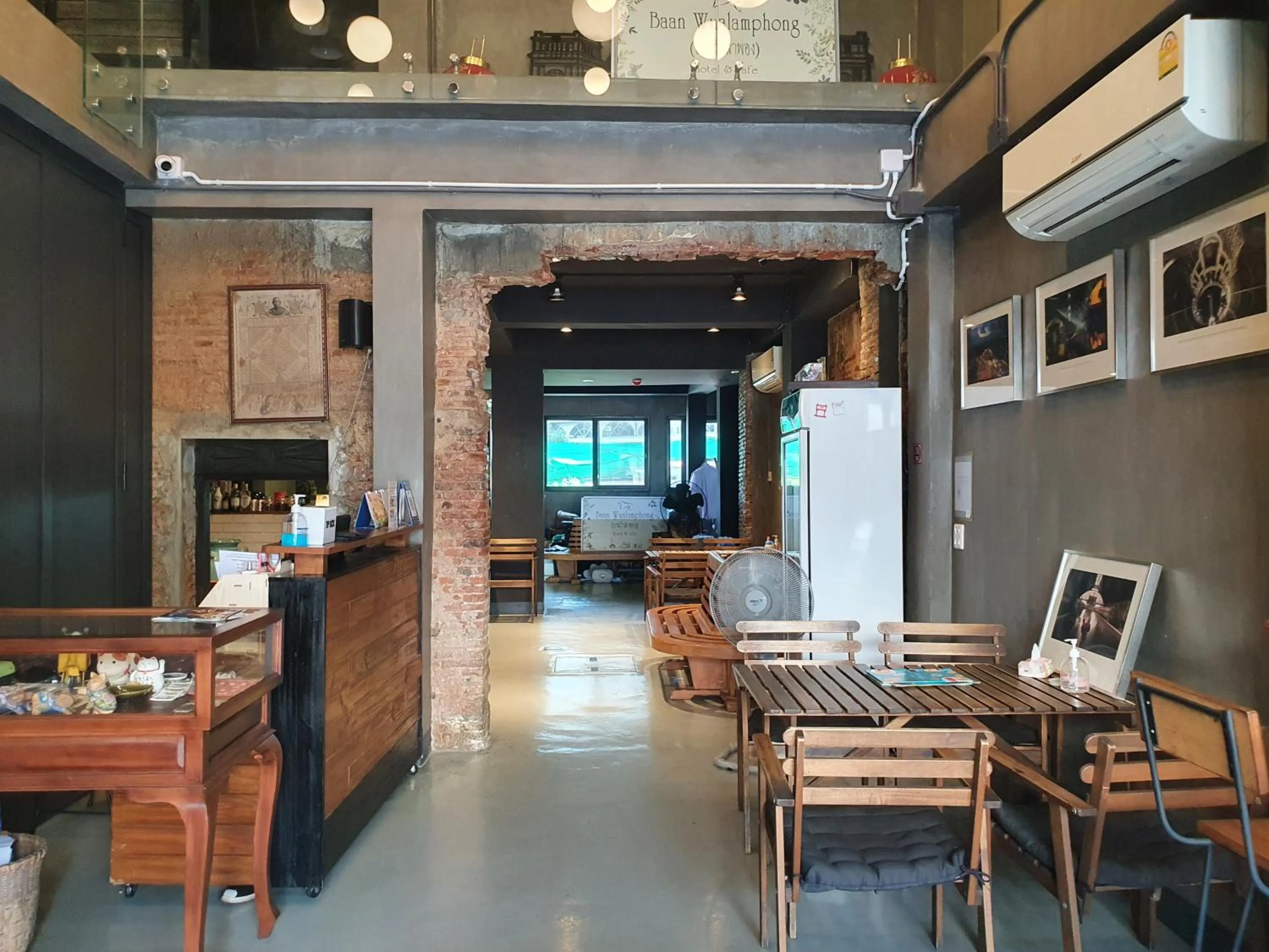 Baan Wualamphong บ้านวัวลำพอง