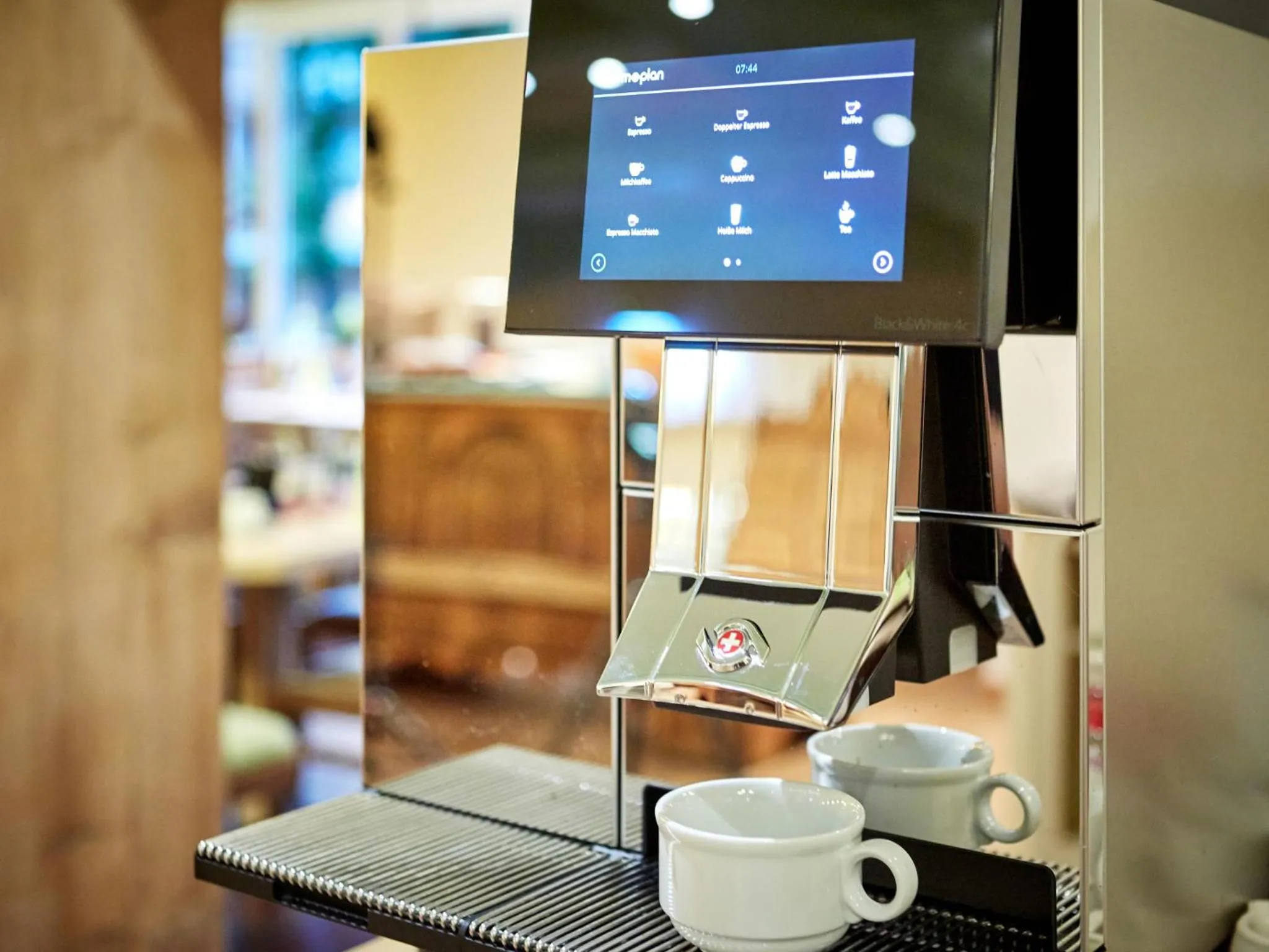 Buffet breakfast, TV/Entertainment Center in AKZENT Hotel Turmwirt ***S