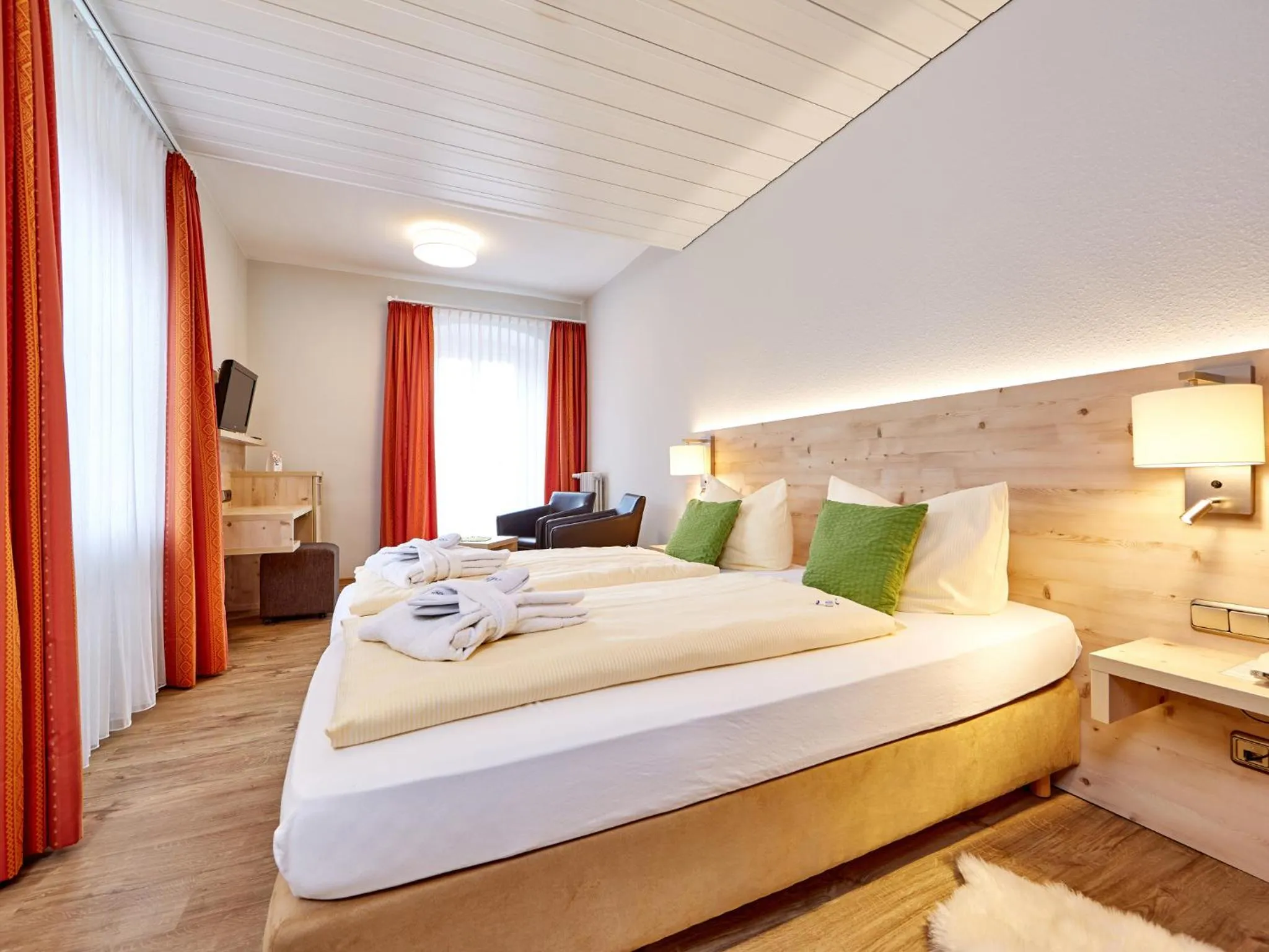 Bed in AKZENT Hotel Turmwirt ***S