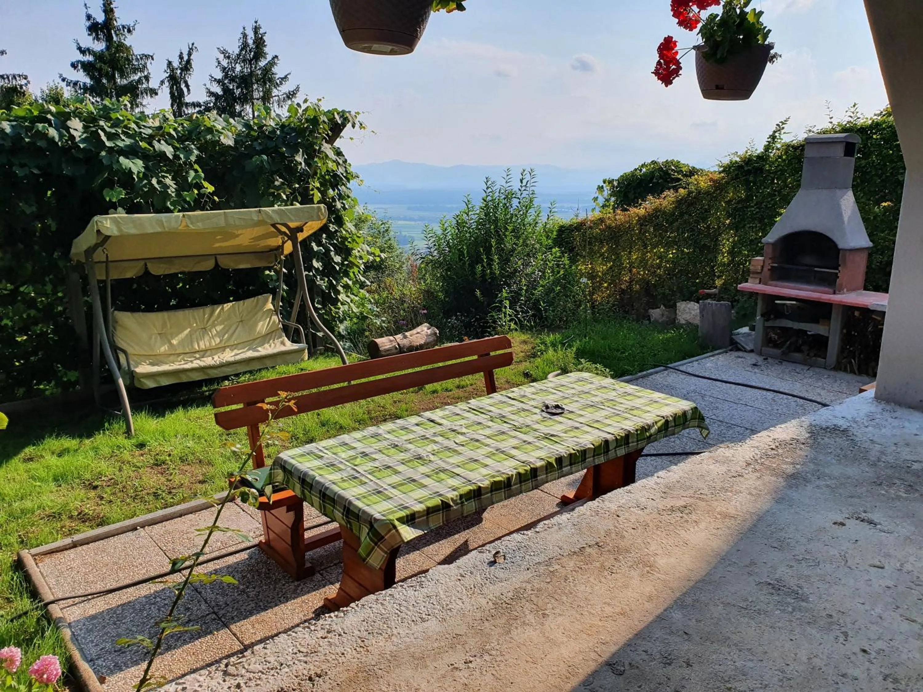 Veronica's place in the mountains