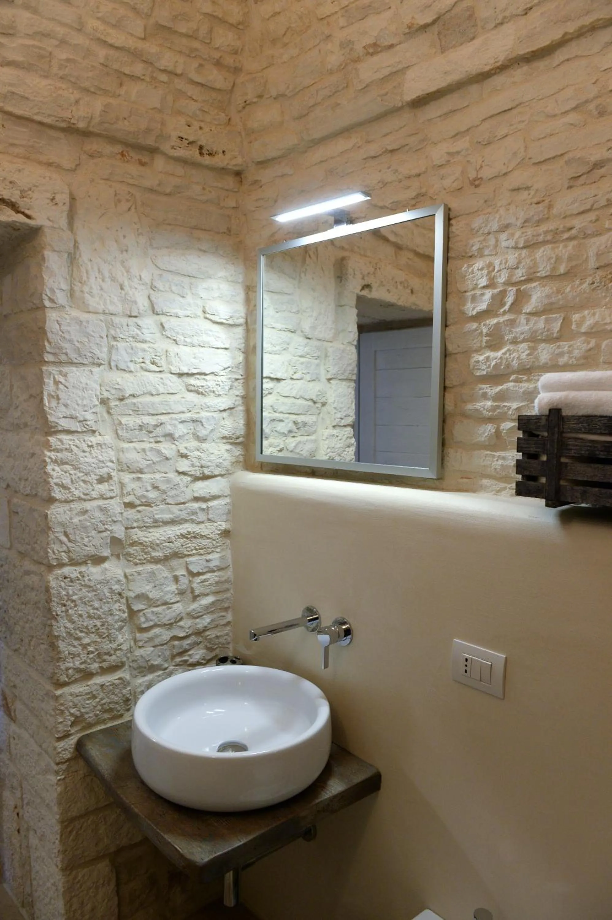 Bathroom in Trullo A Casedd