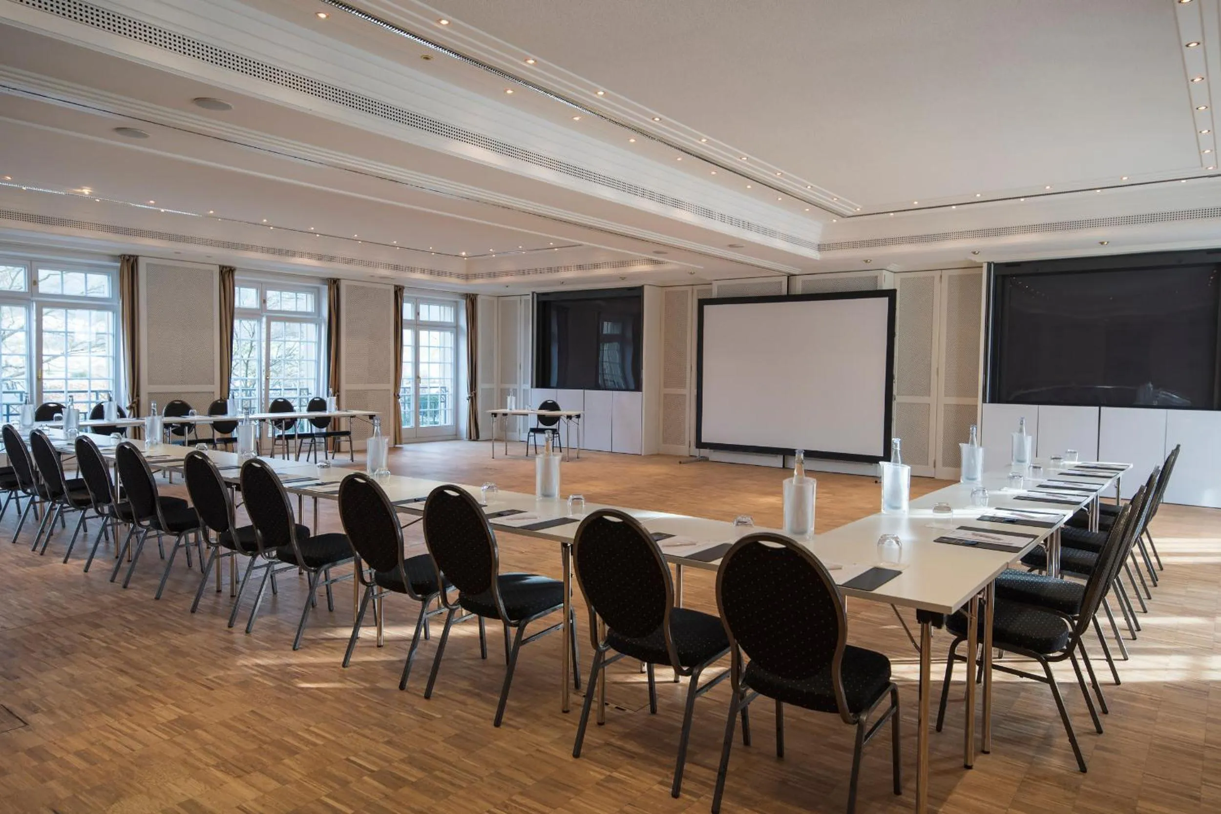 Meeting/conference room in Hotel Hofgut Georgenthal