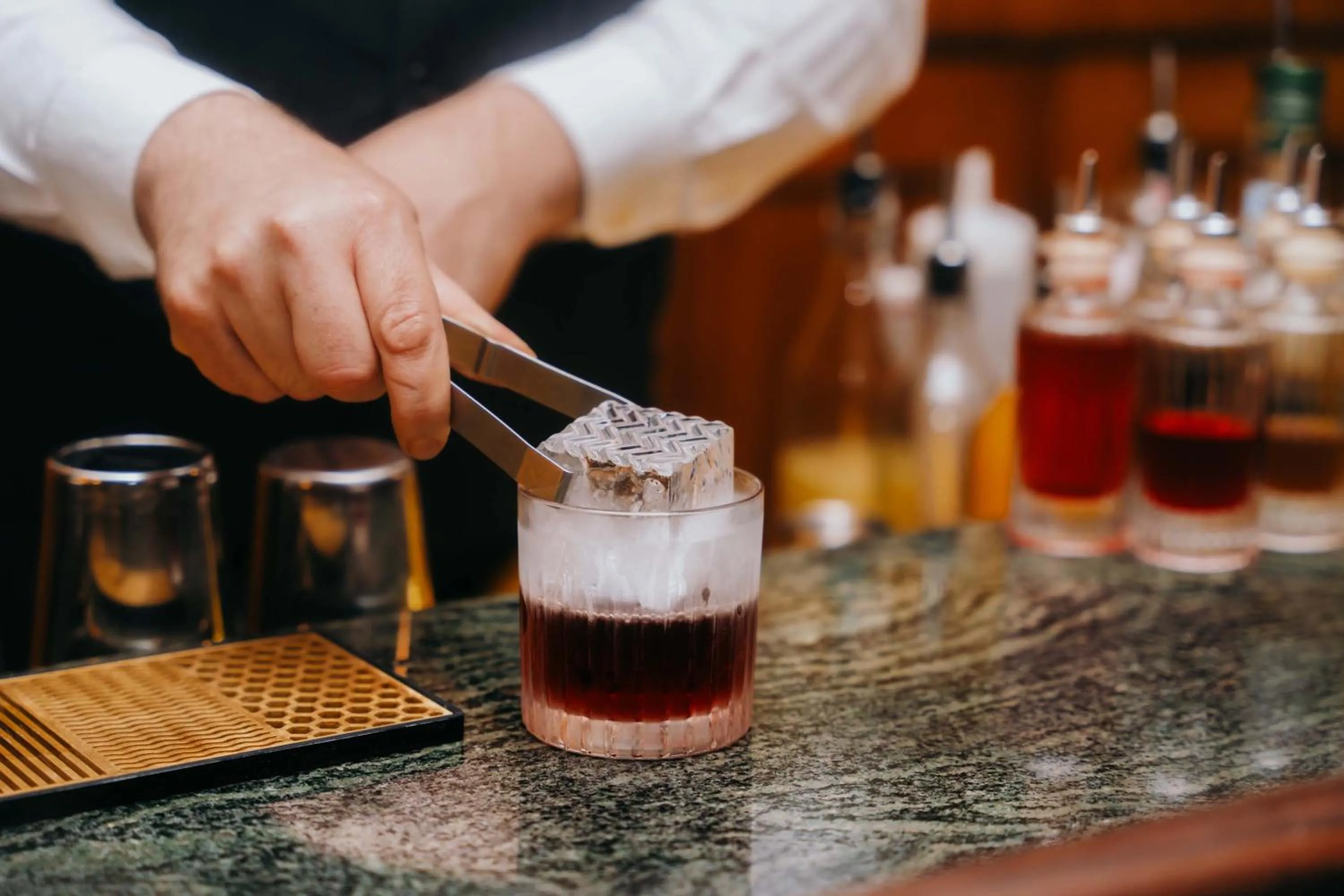 Lounge or bar in Reichshof Hotel Hamburg