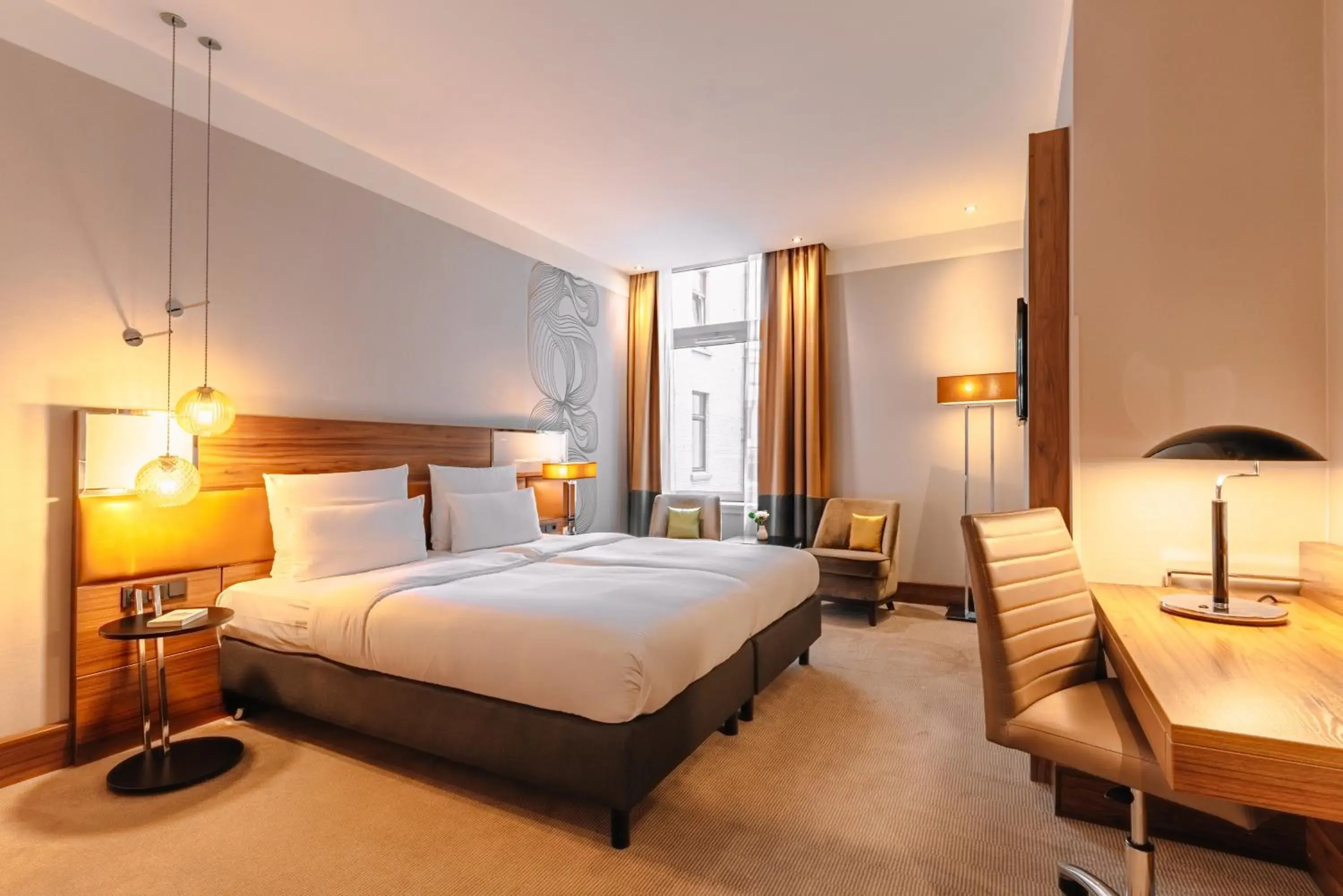 King Large Room in Reichshof Hotel Hamburg King Large Room in Reichshof Hotel Hamburg