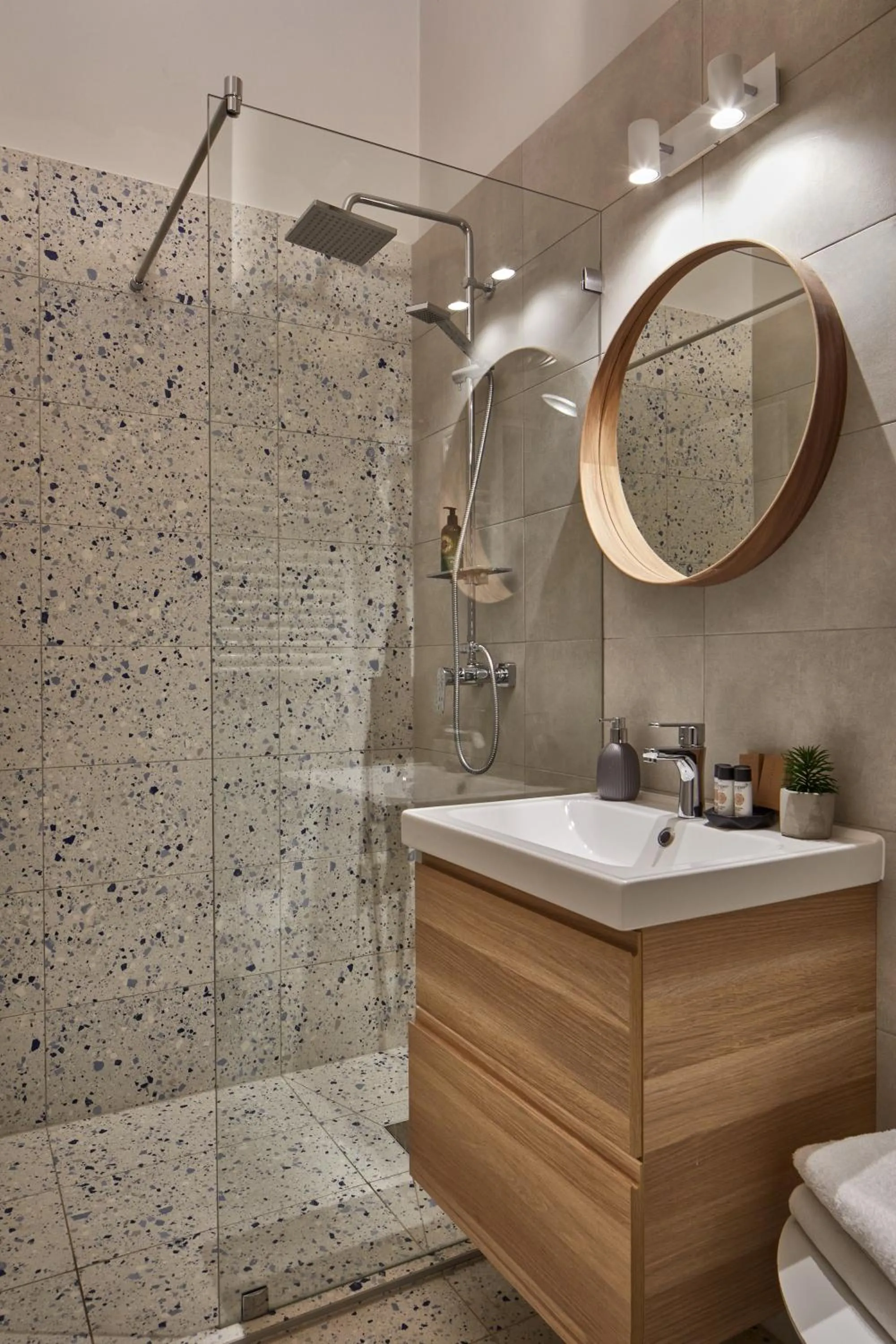 Shower in Butik Life Hotel & Apartments