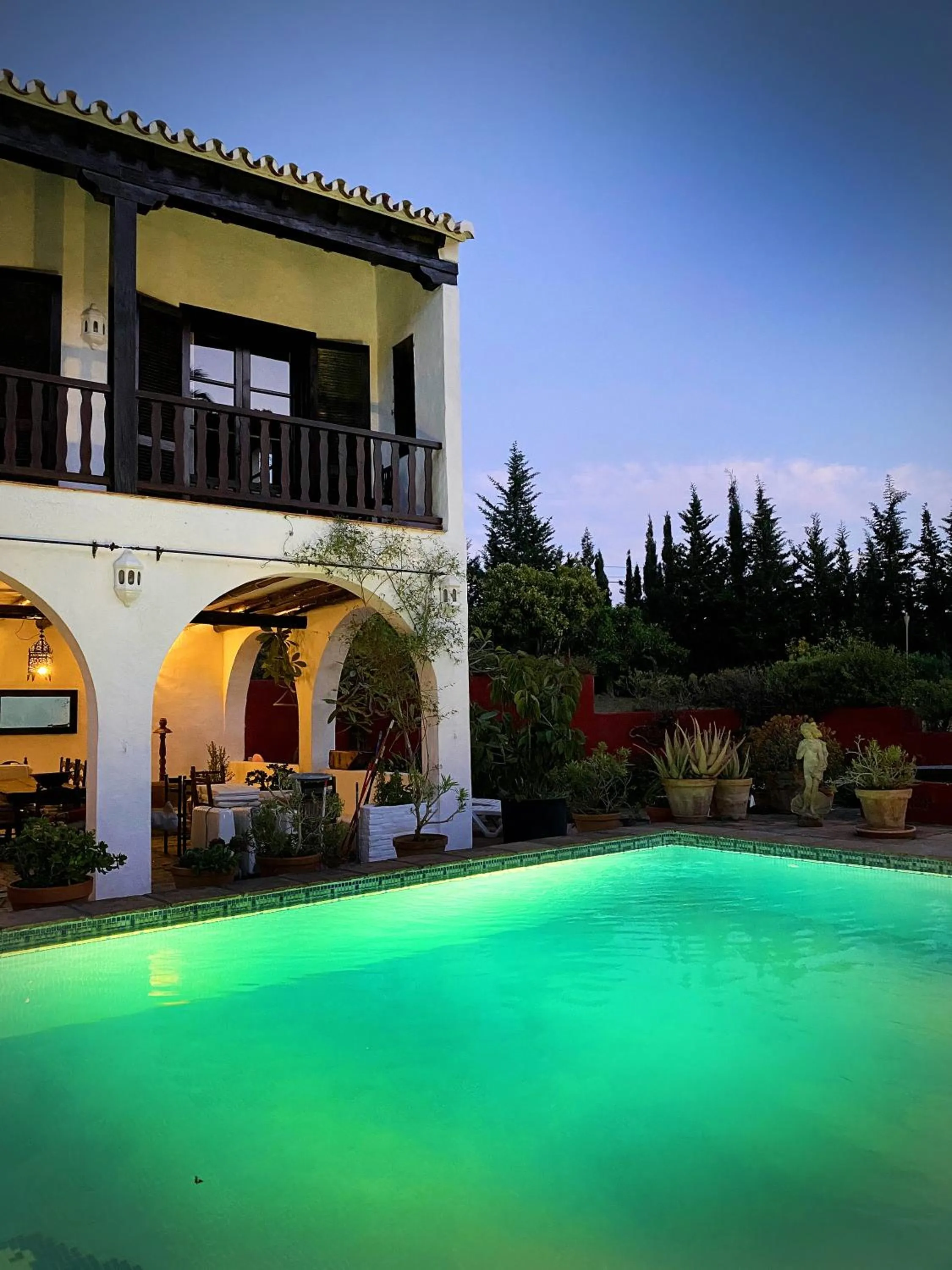 Property building in El Molino Estepona