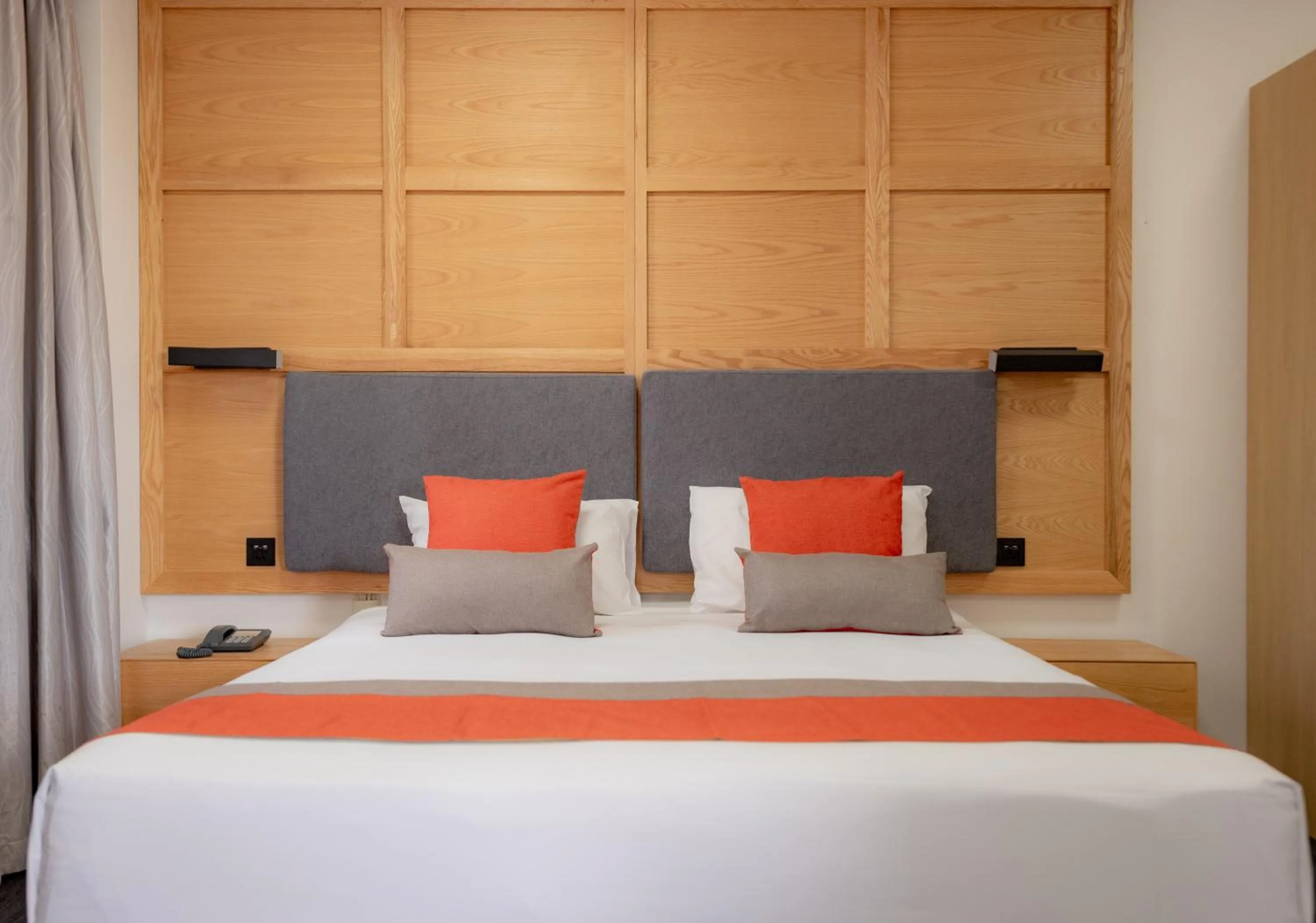 Bed in YEHS Hotel Sydney Harbour Suites