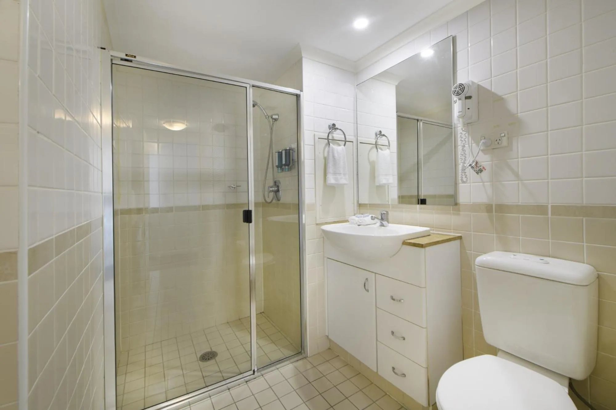 Bathroom in YEHS Hotel Sydney Harbour Suites