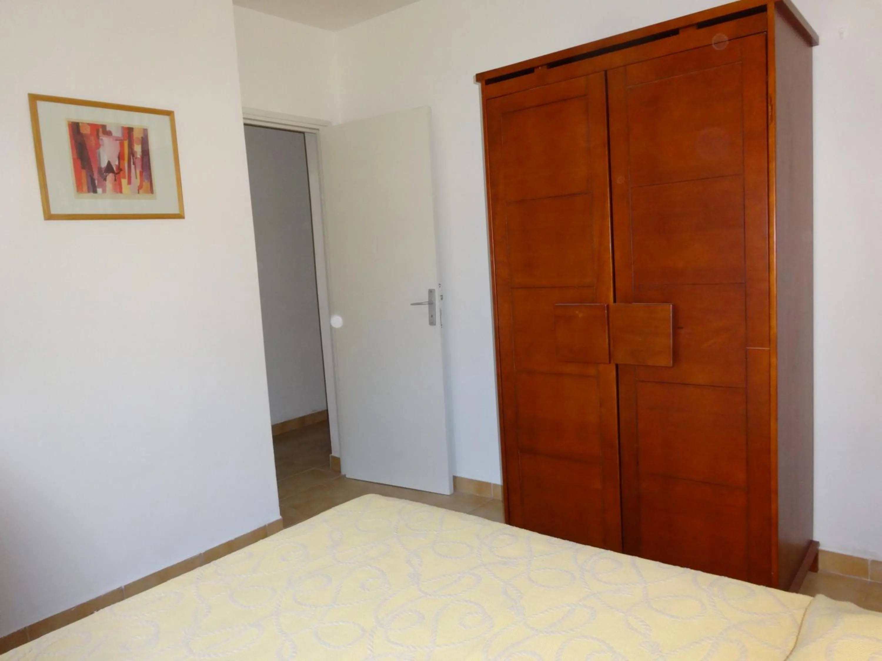 Photo of the whole room, Bed in Terracorse