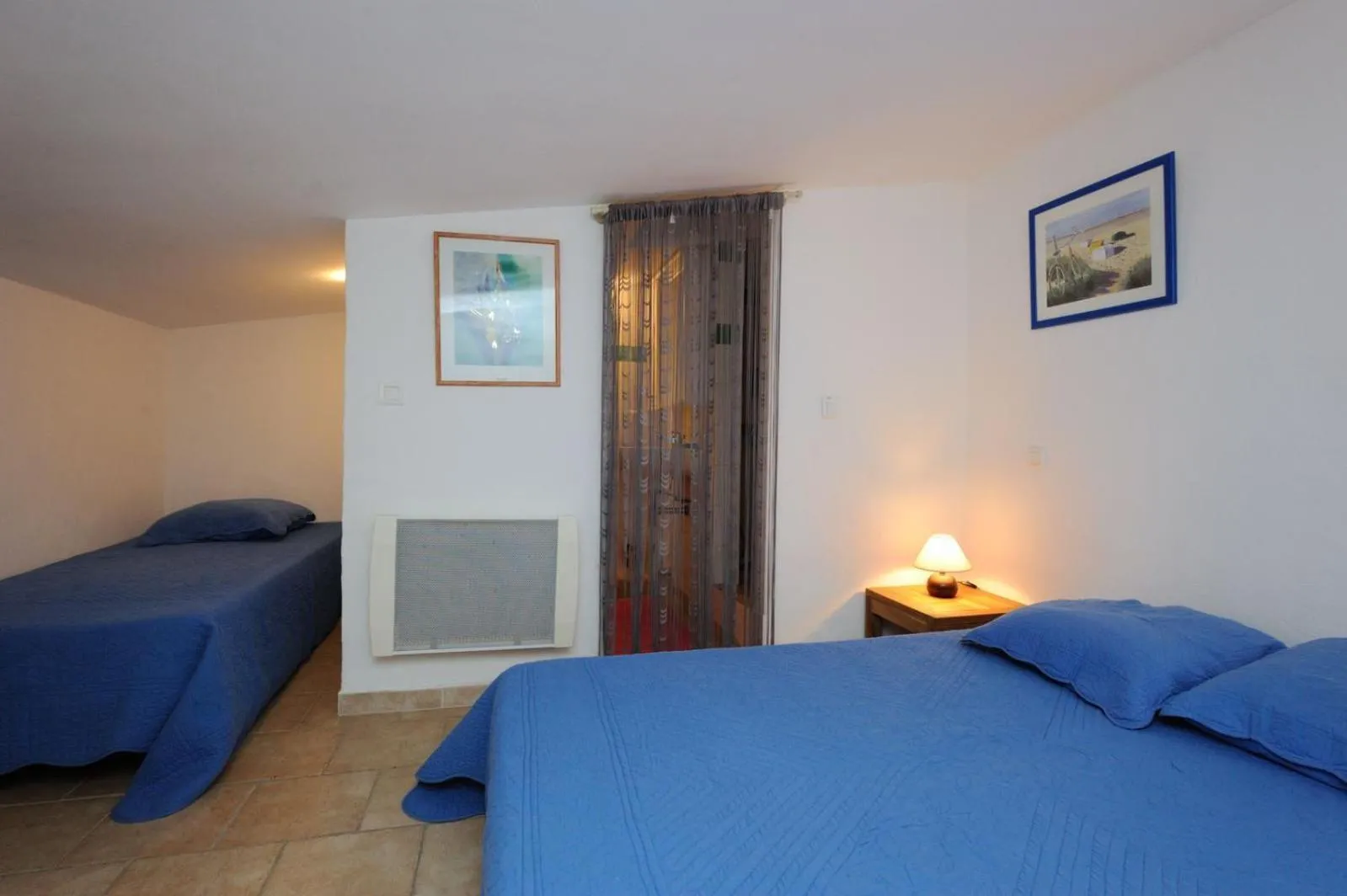 Photo of the whole room, Bed in Terracorse