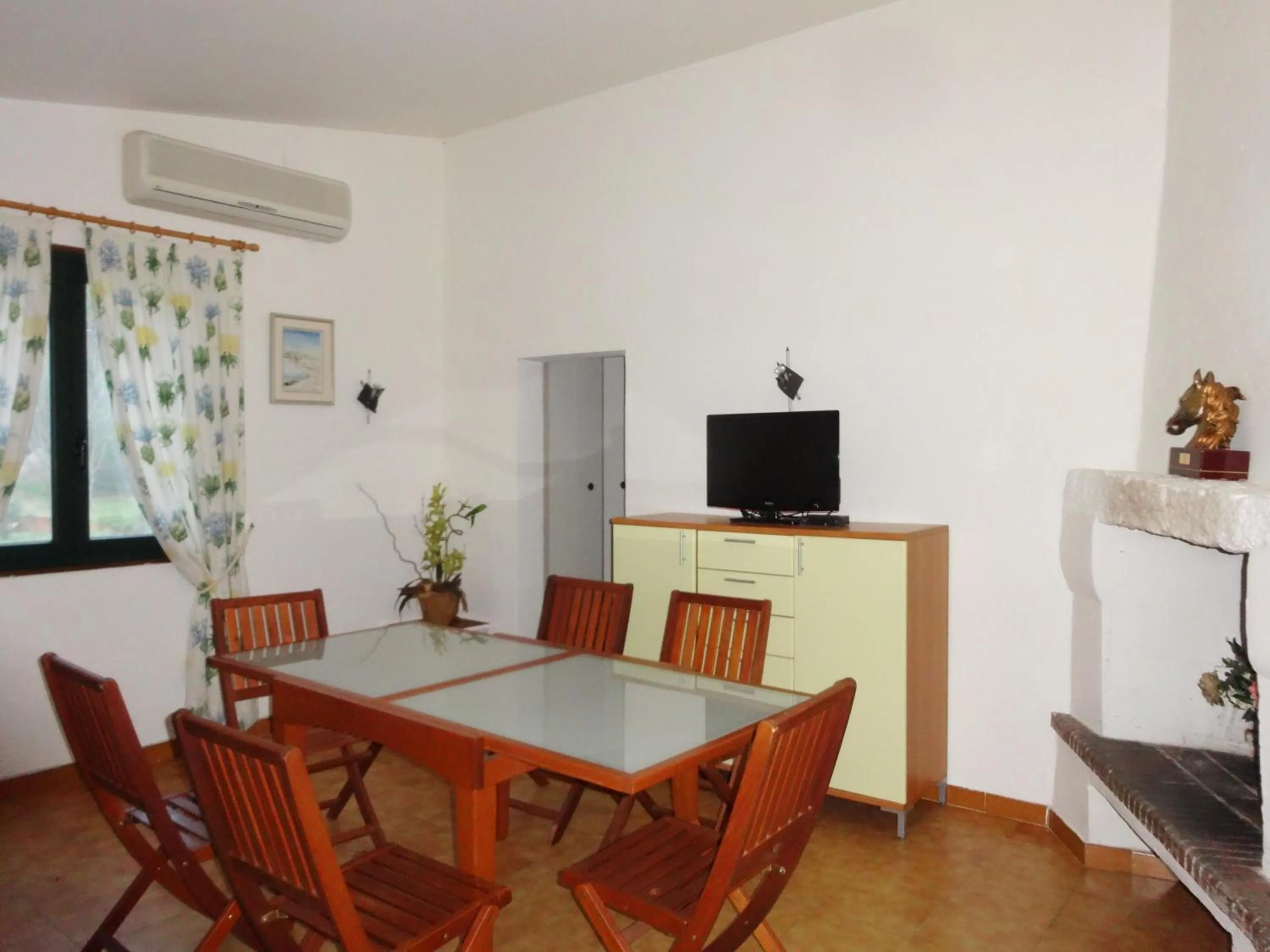 Dining area in Terracorse