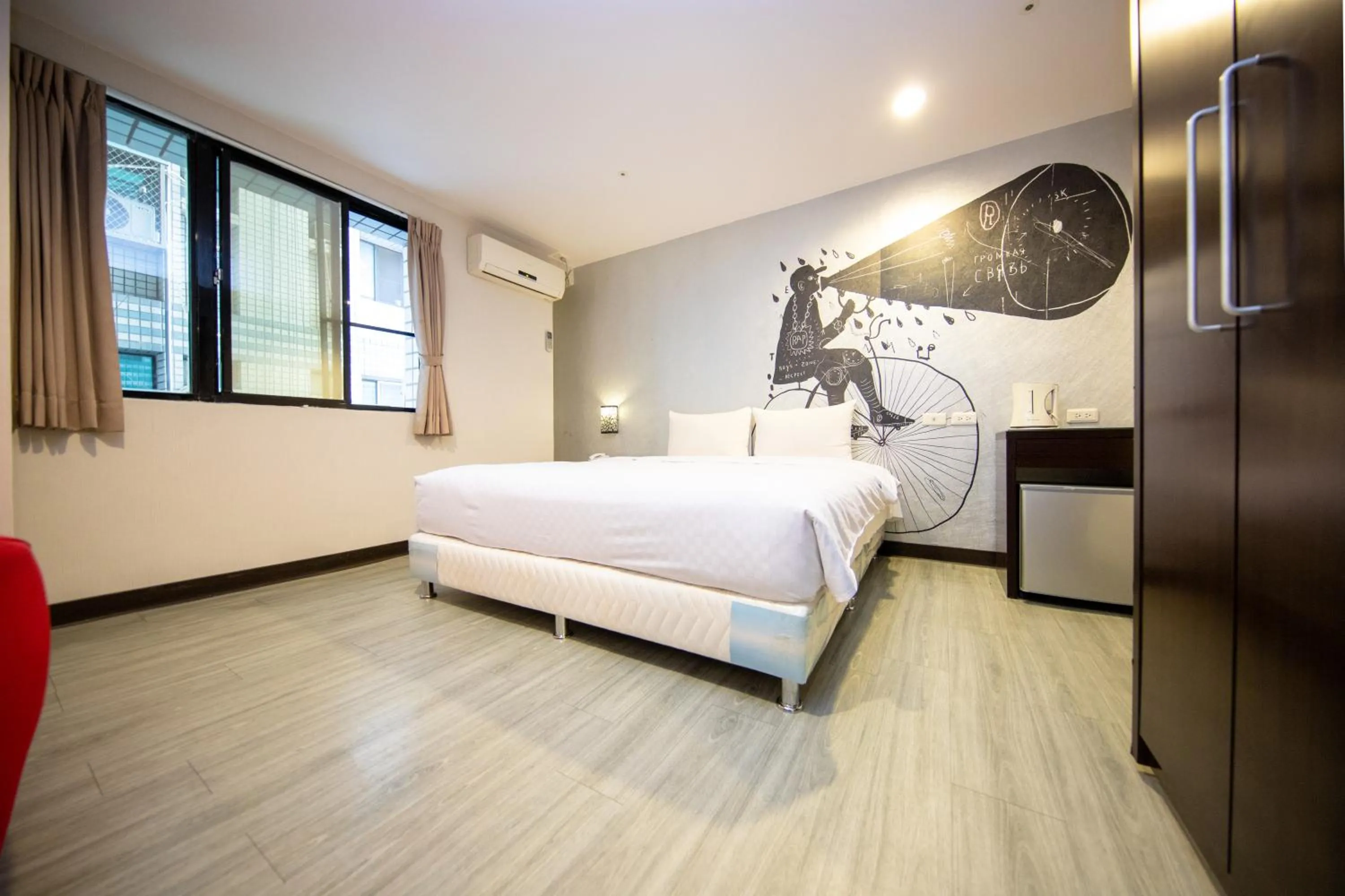 Standard Double Room No View in New Generation of Boutique Business Hotel