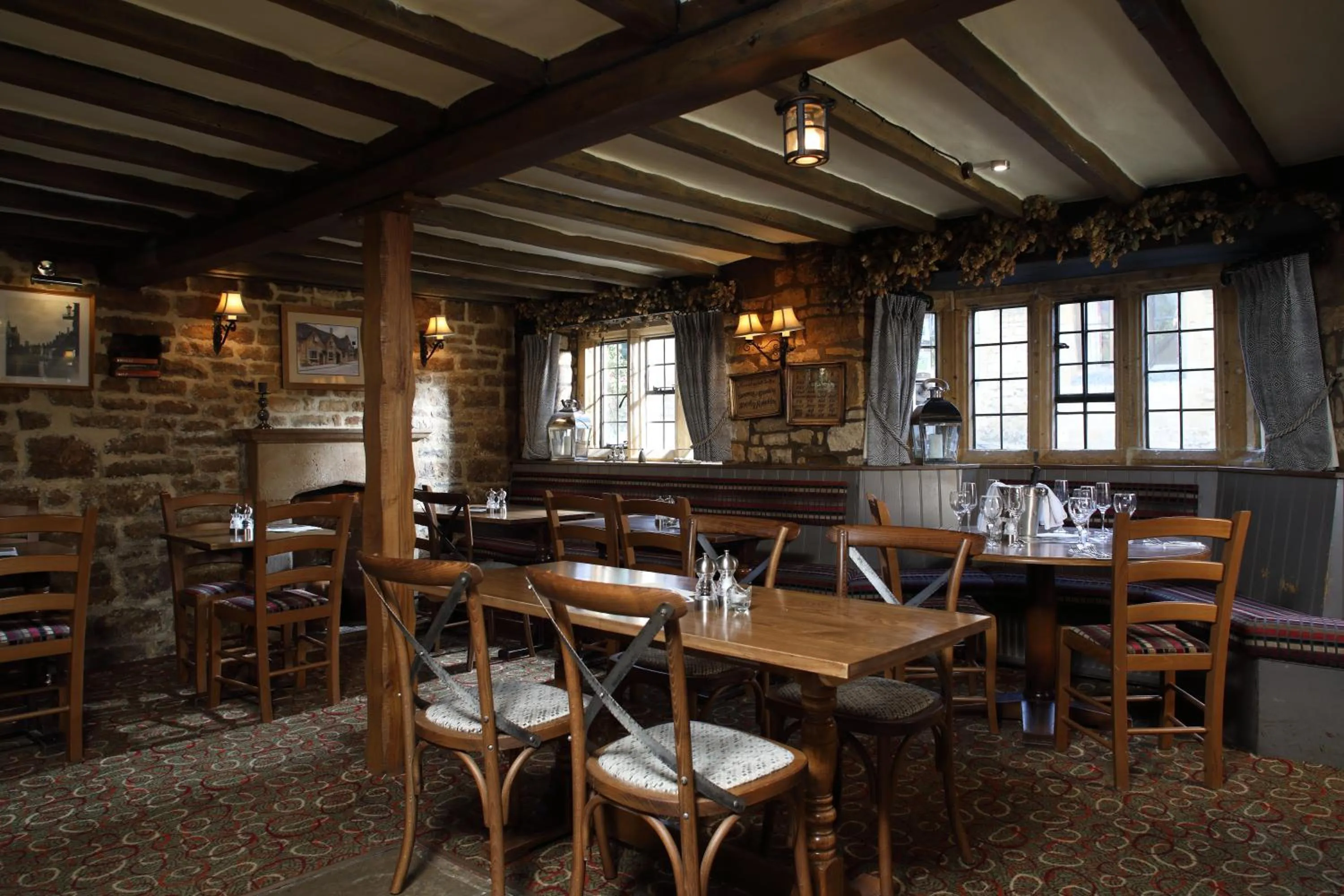 Spring in Eight Bells Inn