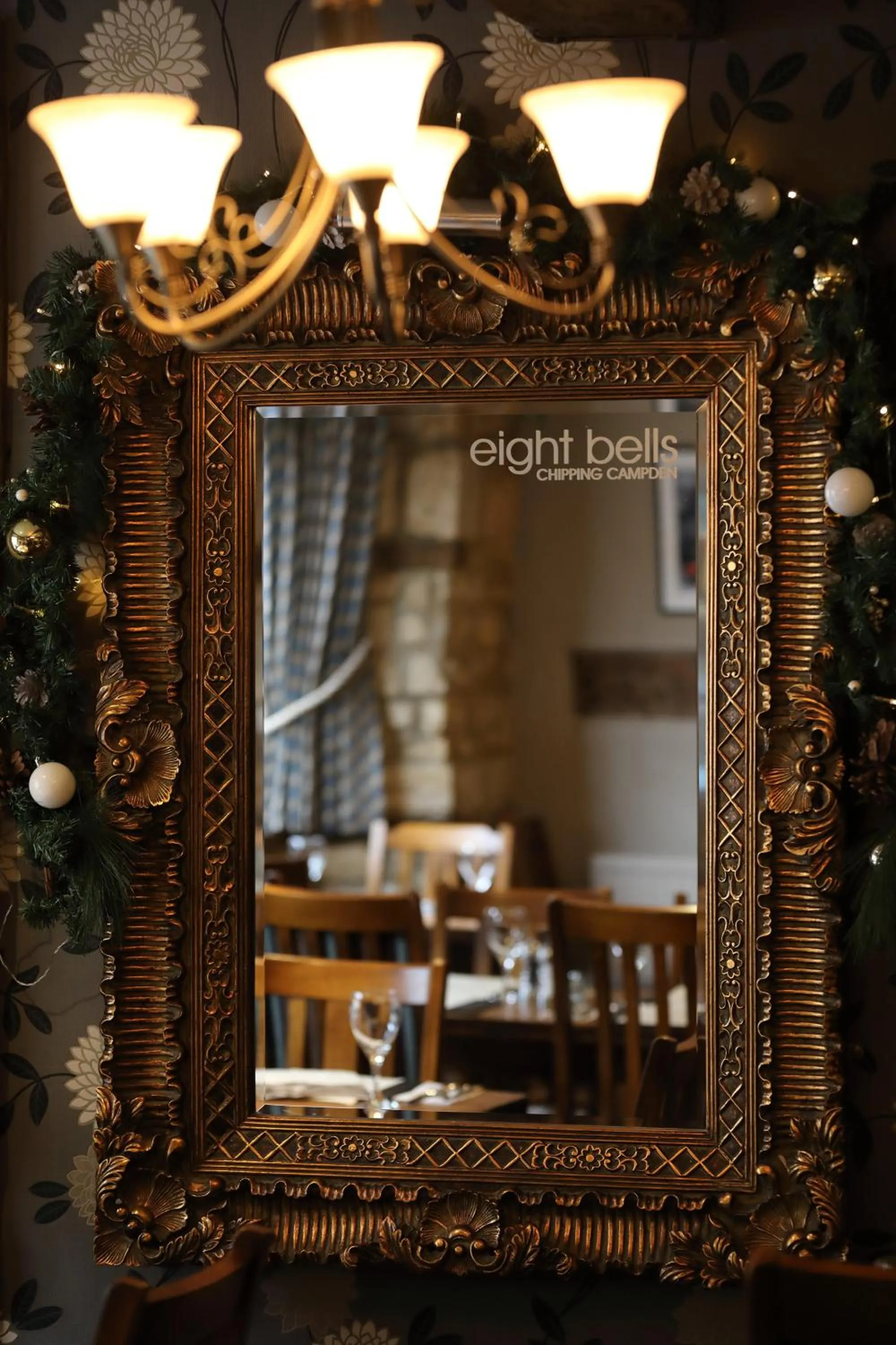 Dining area in Eight Bells Inn
