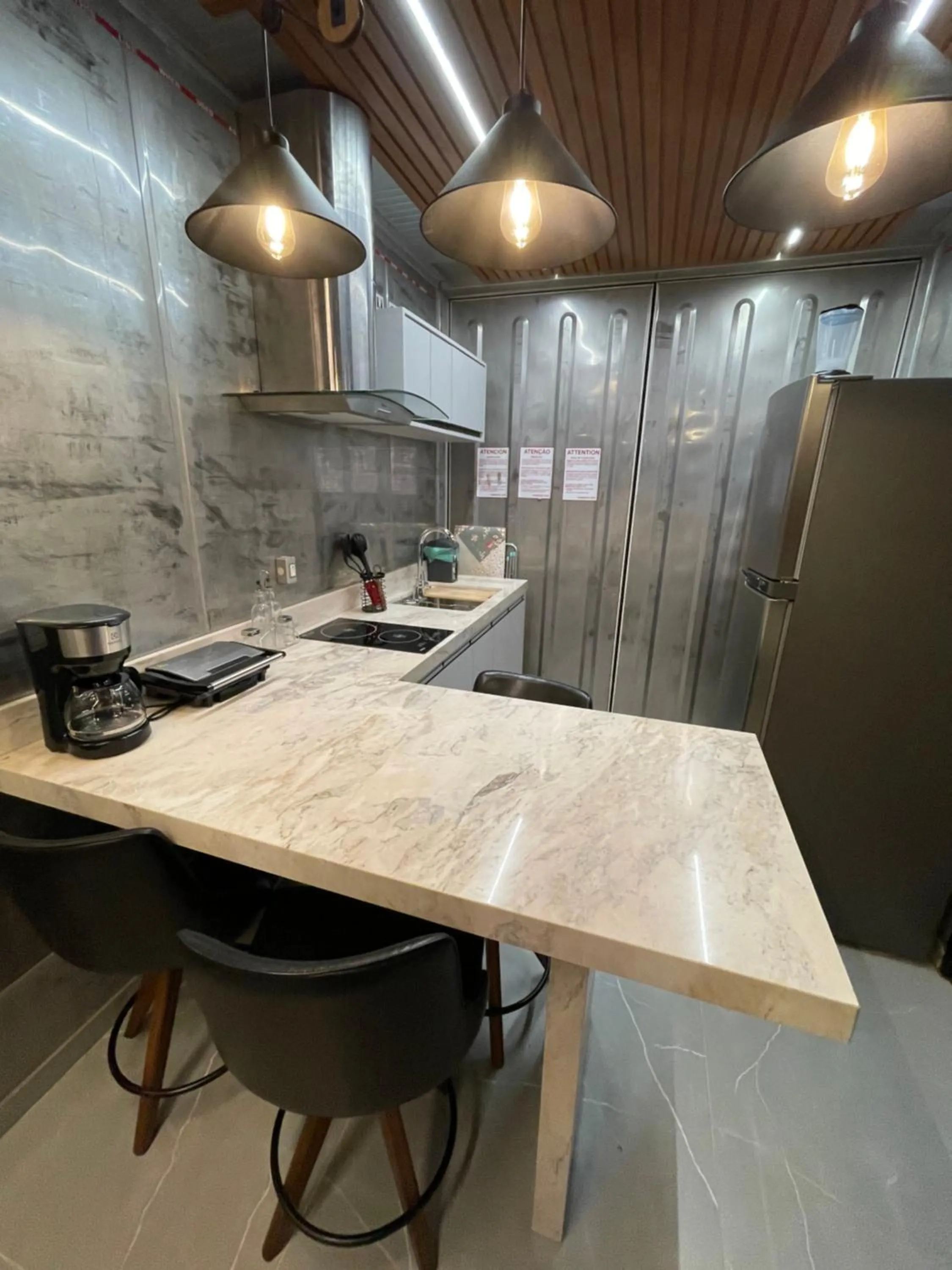 Kitchen or kitchenette in Ypê Flats e Containers