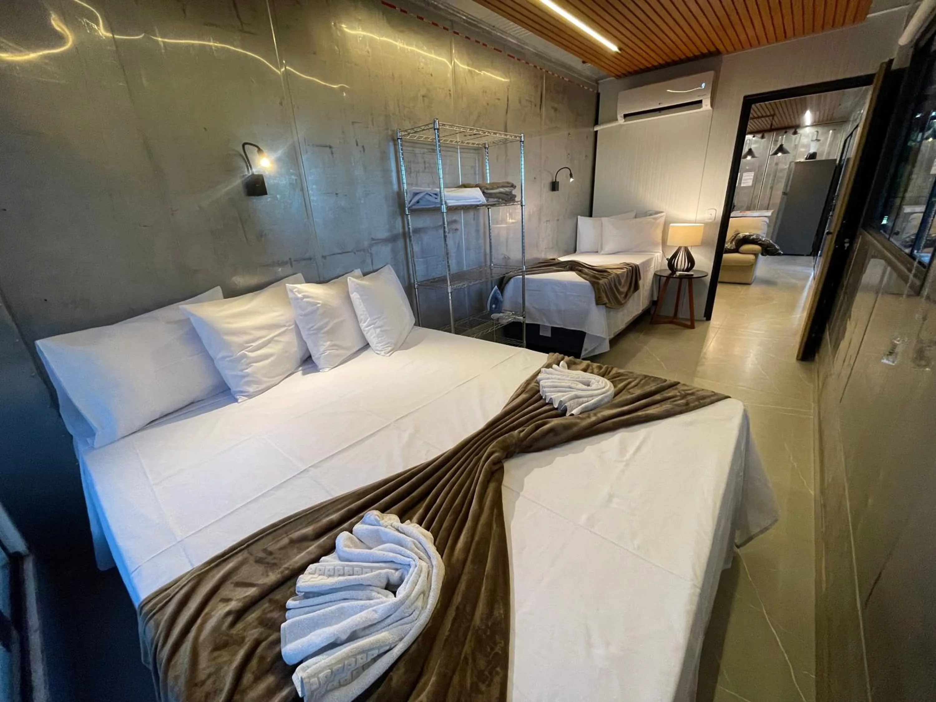 Bed in Ypê Flats e Containers