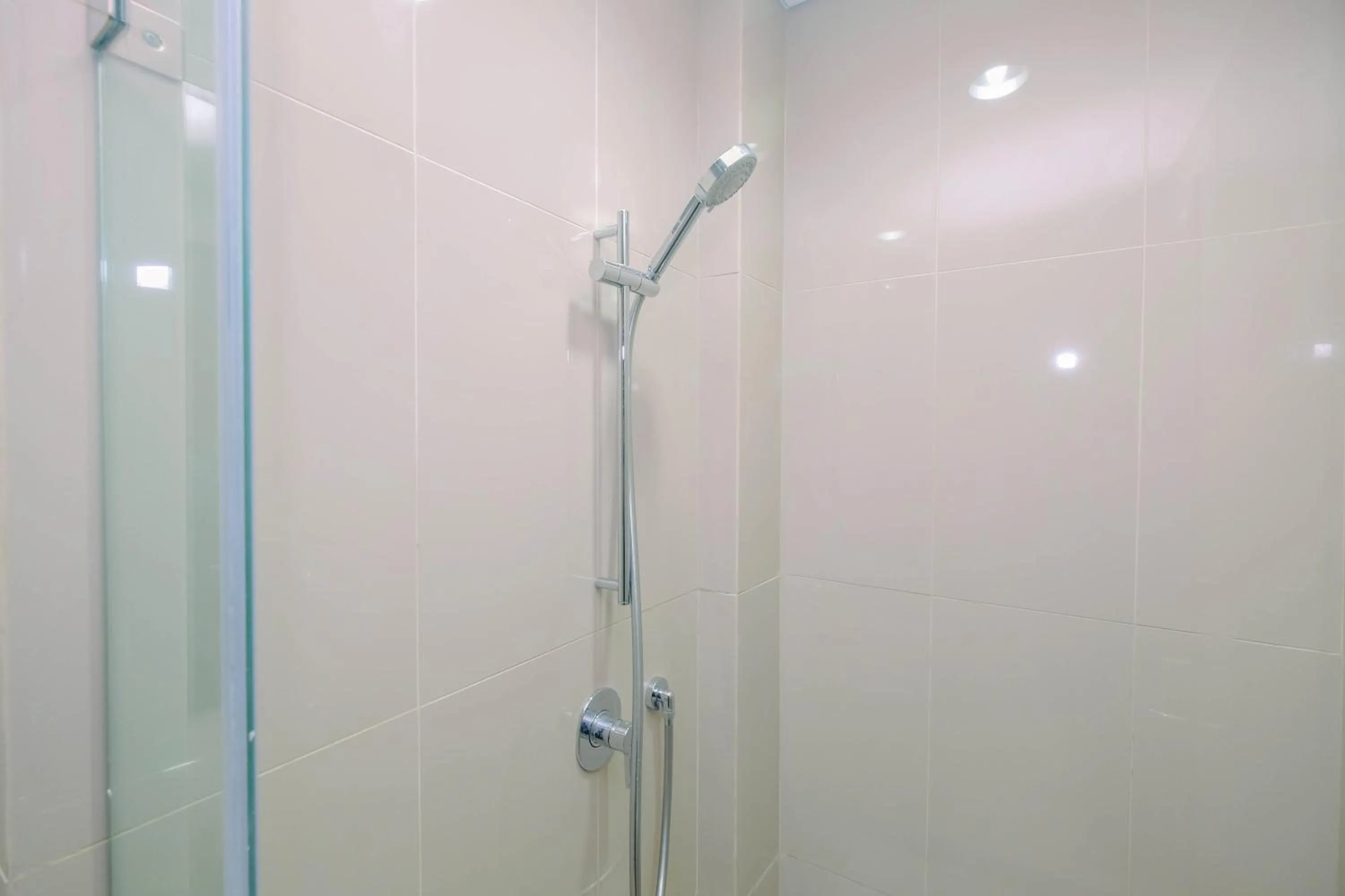 Highest Value 1BR Apartment at M-Town Signature By Travelio