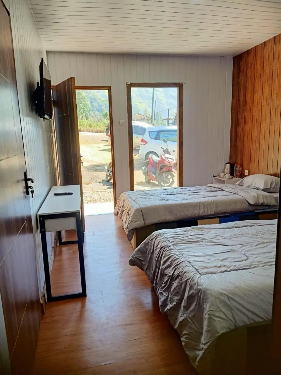 Bed in Istana Bromo Resort