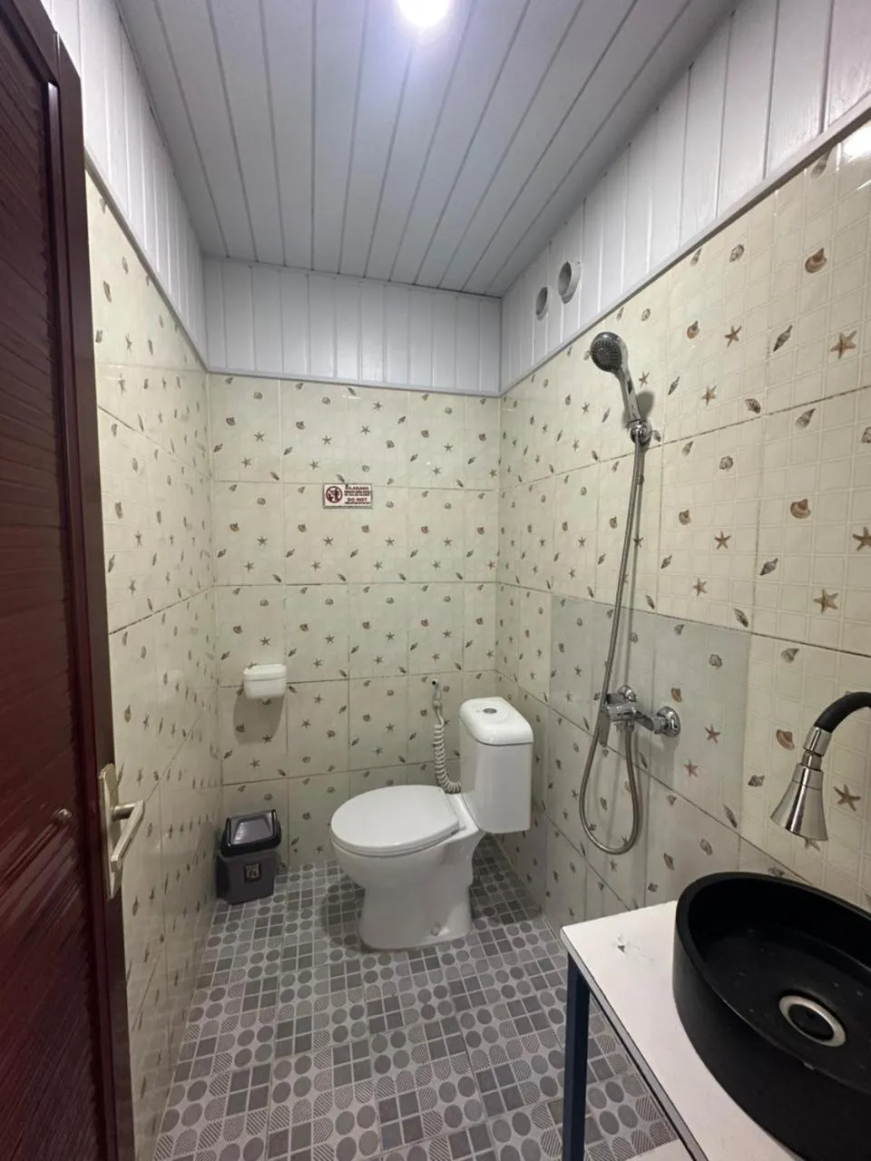 Bathroom in Istana Bromo Resort