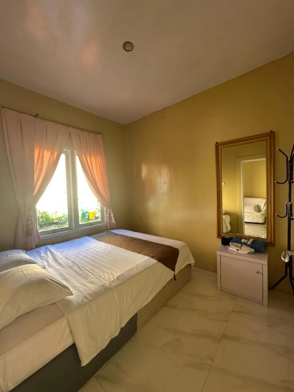 Bedroom, Bed in Istana Bromo Resort