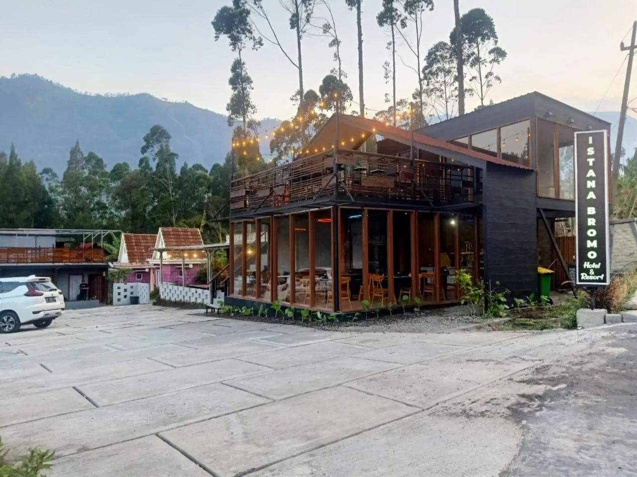 Lounge or bar in Istana Bromo Resort