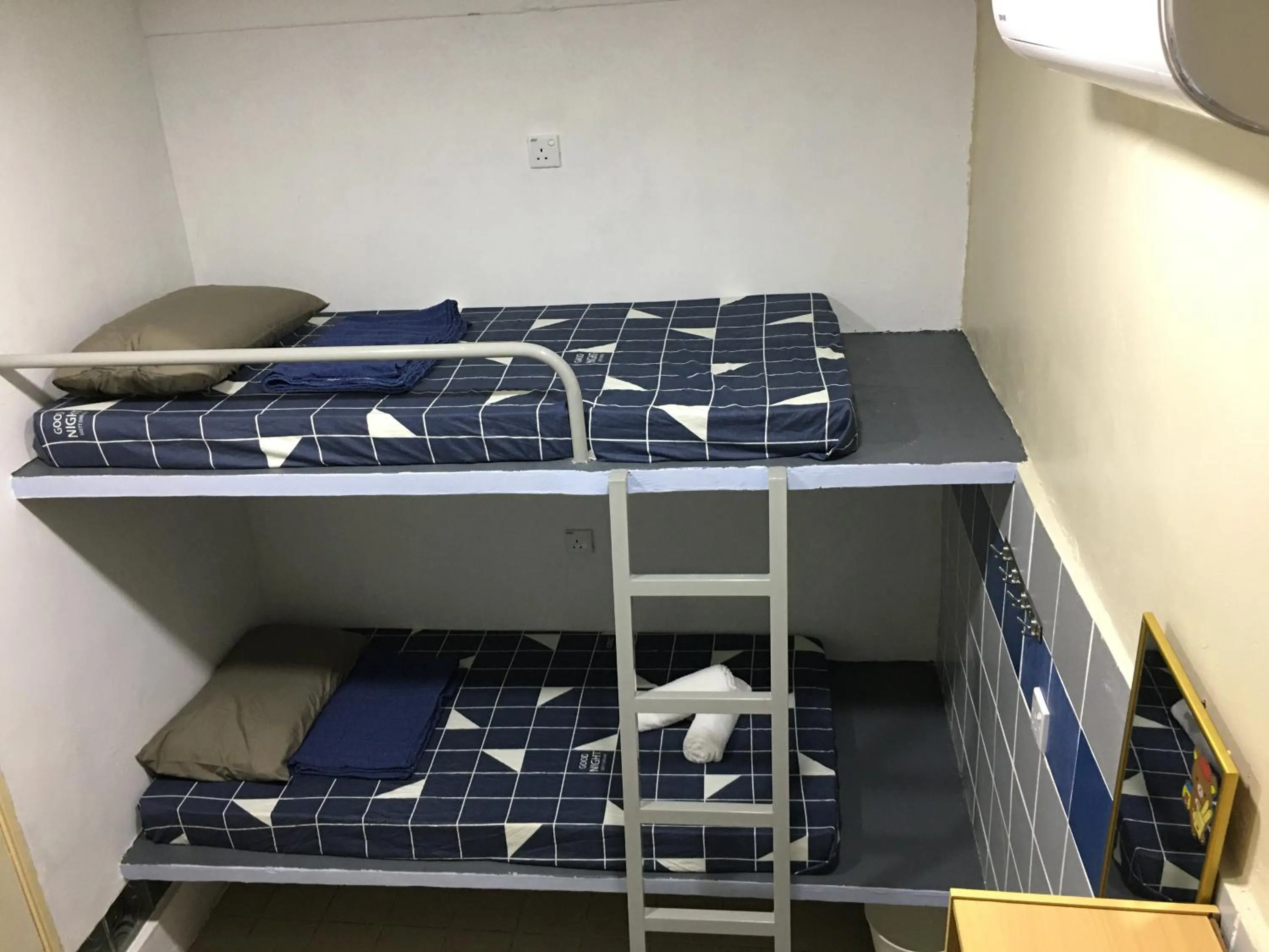 Bed in Thian Siong Inn