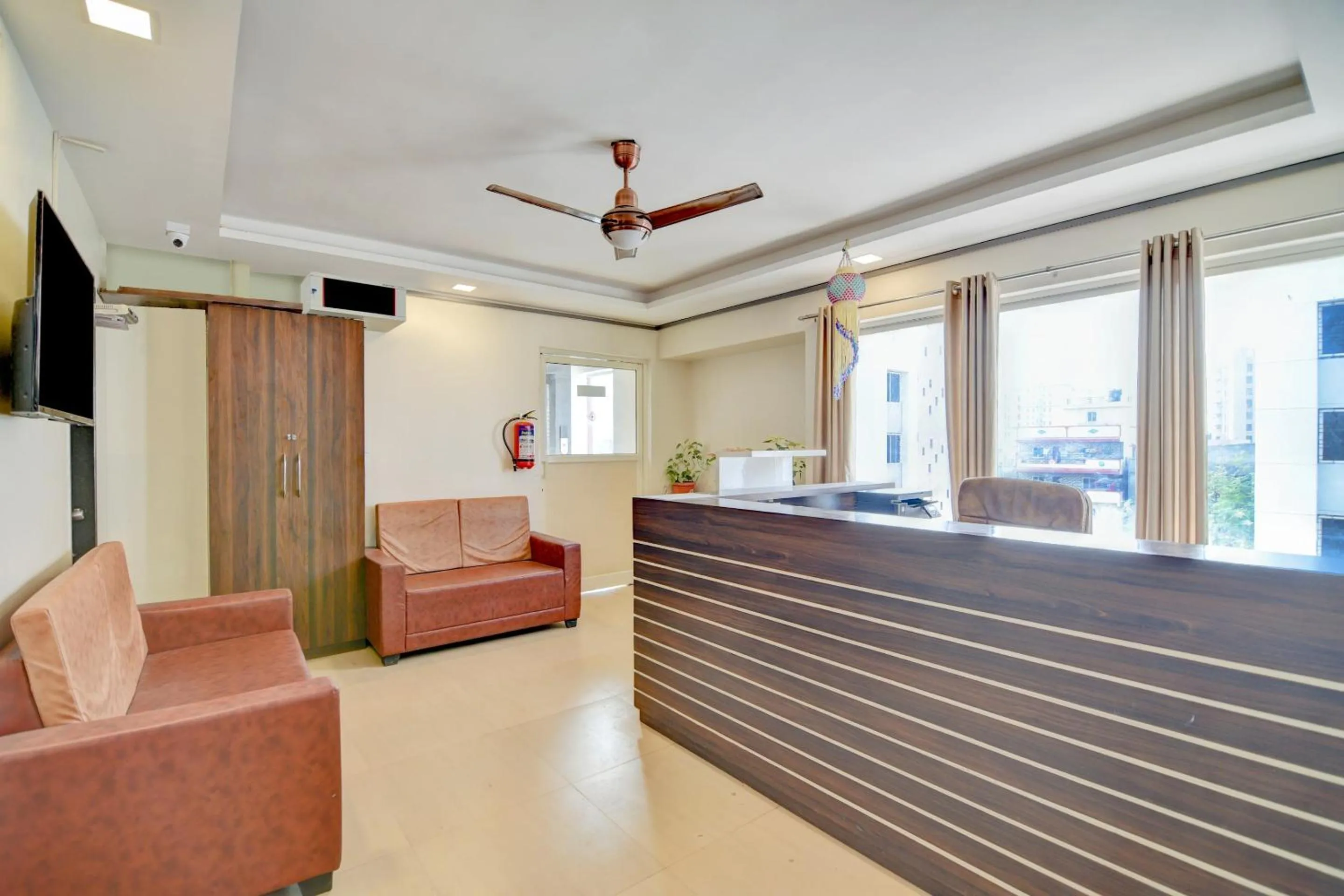 Lobby or reception in Hotel O Peaceful Stay Keshav Nagar.
