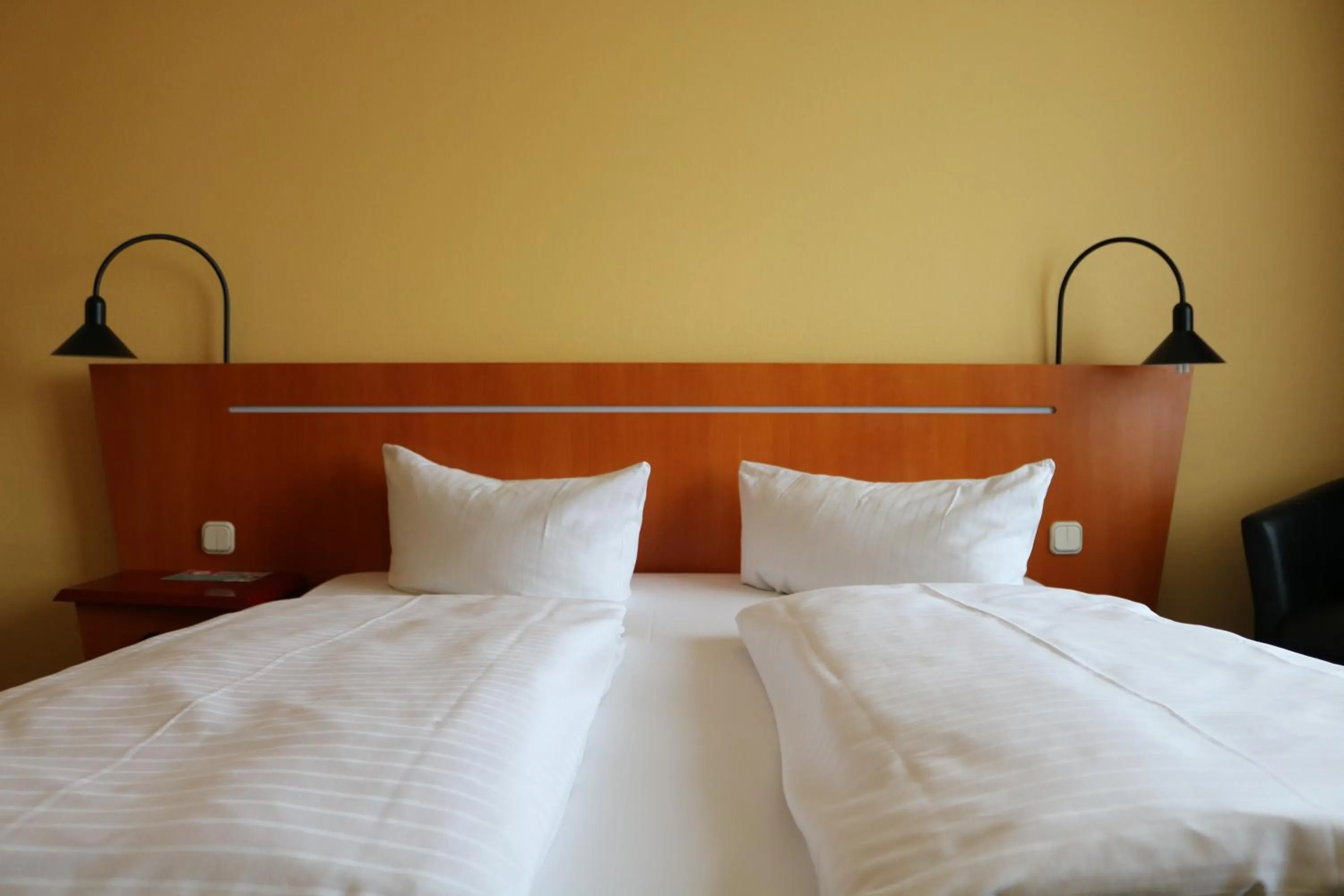 Bed in Good Morning + Leipzig