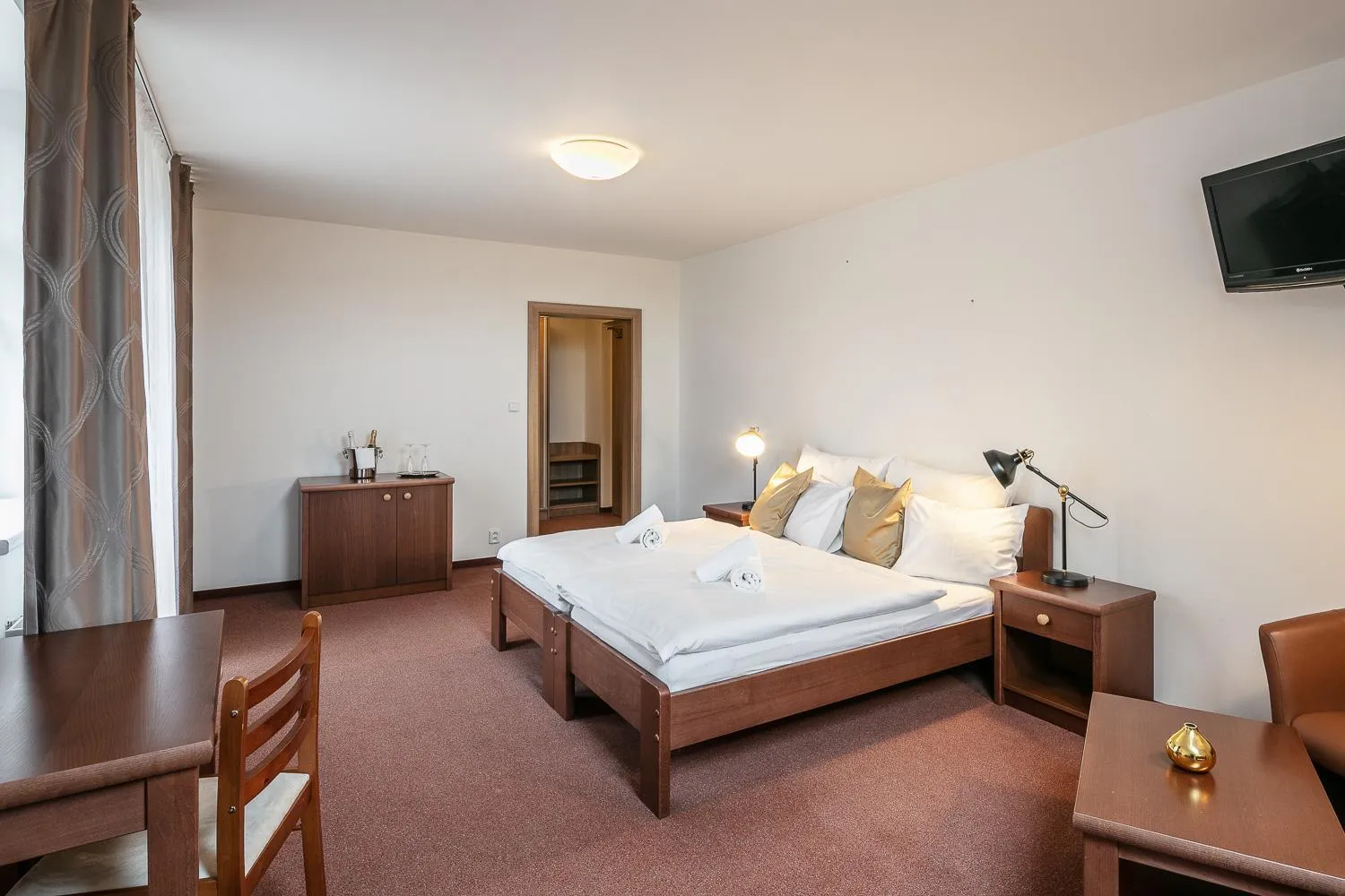 Photo of the whole room, Bed in Pytloun Wellness Hotel Hasištejn