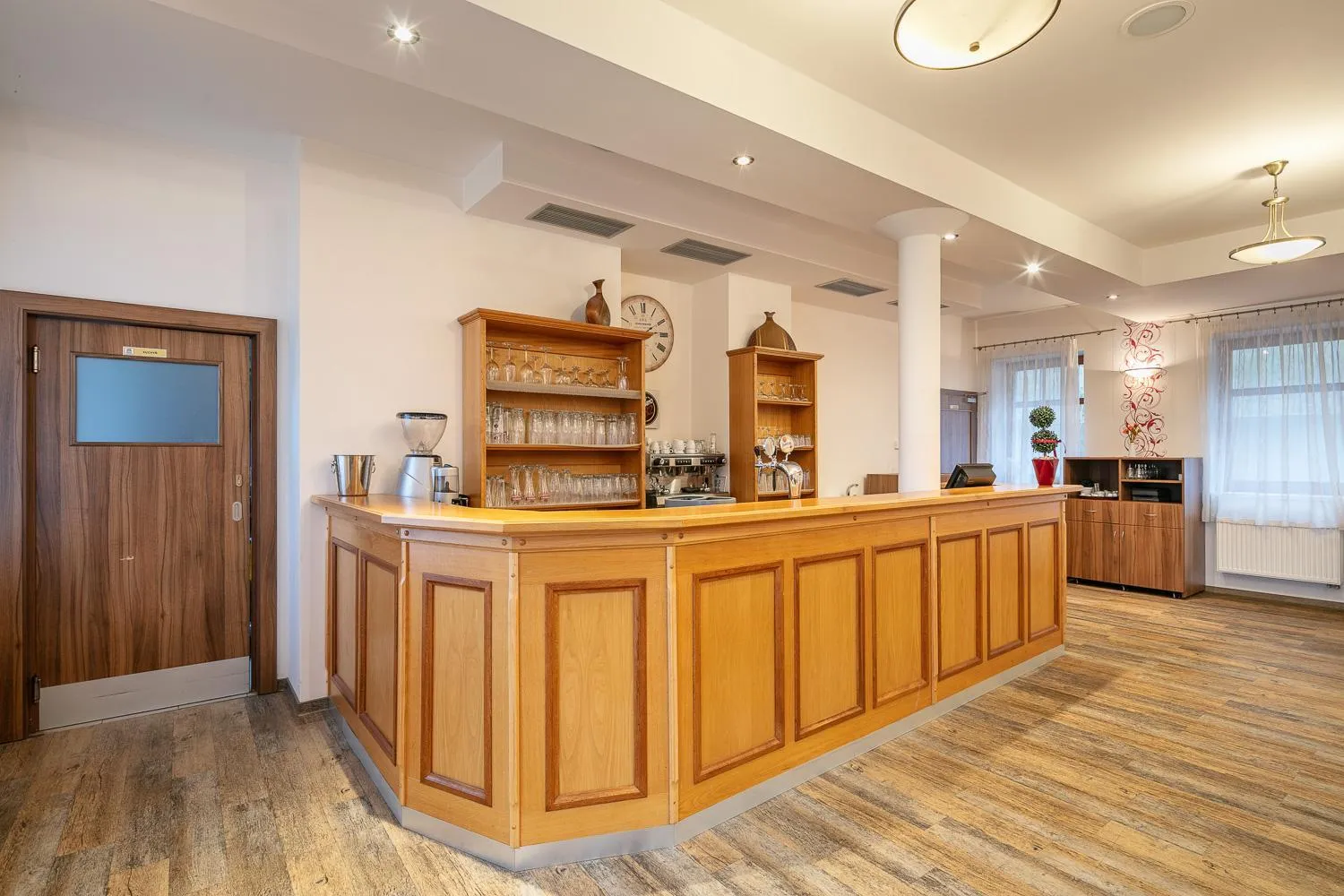 Lounge or bar in Pytloun Wellness Hotel Hasištejn