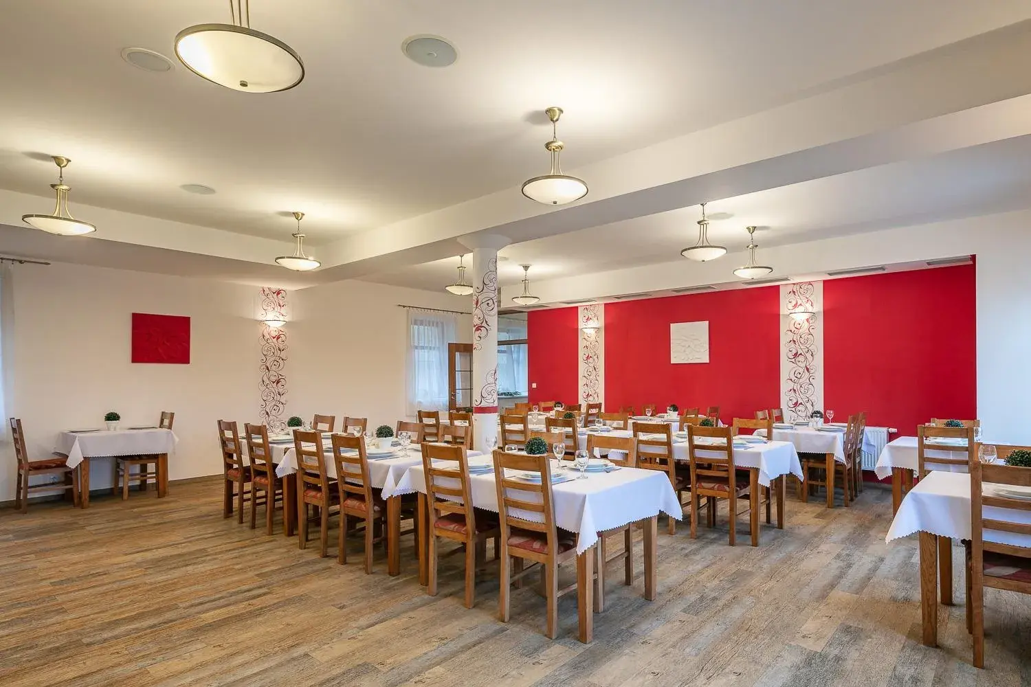 Restaurant/places to eat in Pytloun Wellness Hotel Hasištejn Restaurant/places to eat in Pytloun Wellness Hotel Hasištejn