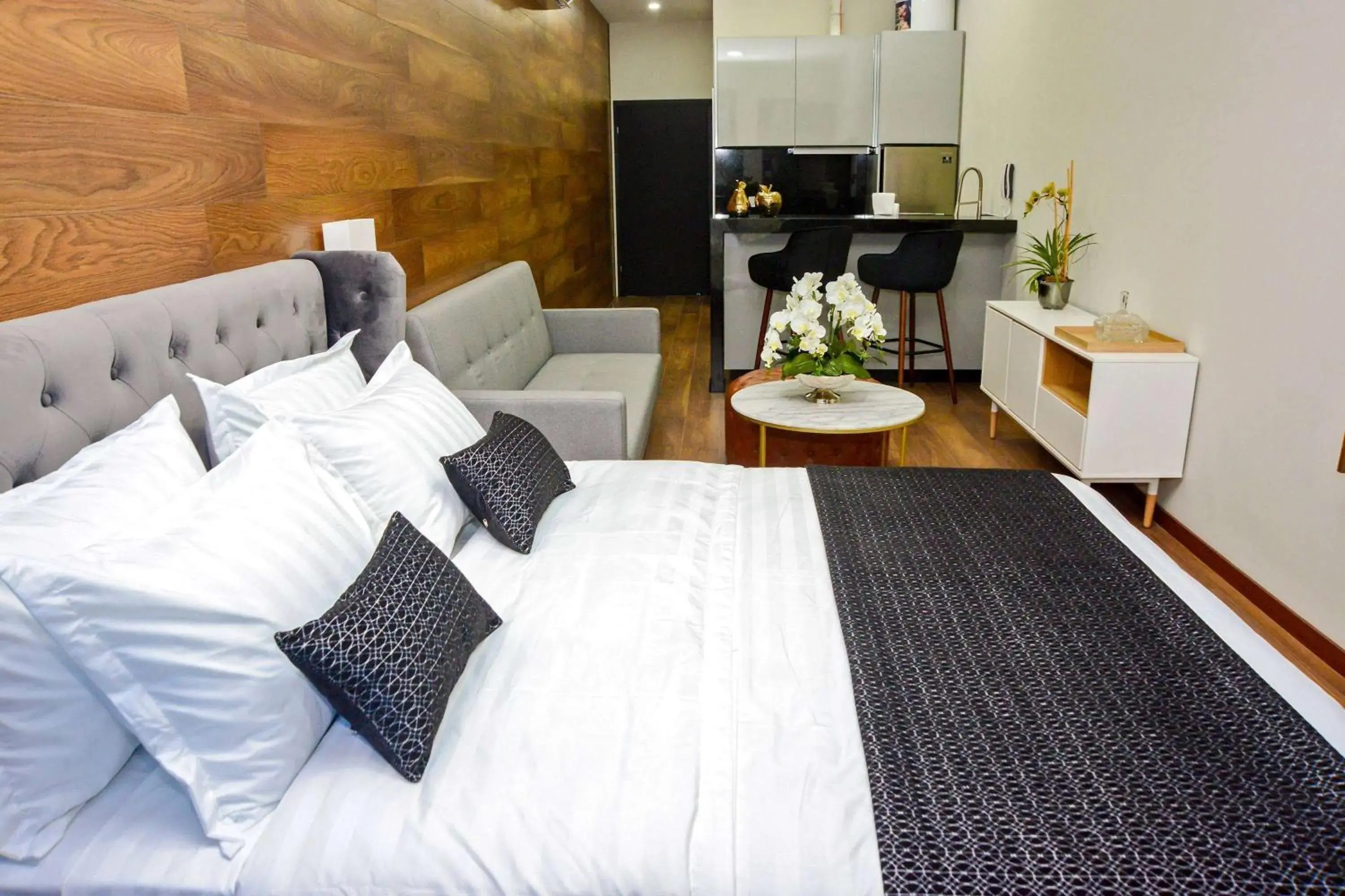 Photo of the whole room, Bed in TRYP by Wyndham Santa Cruz Photo of the whole room, Bed in TRYP by Wyndham Santa Cruz