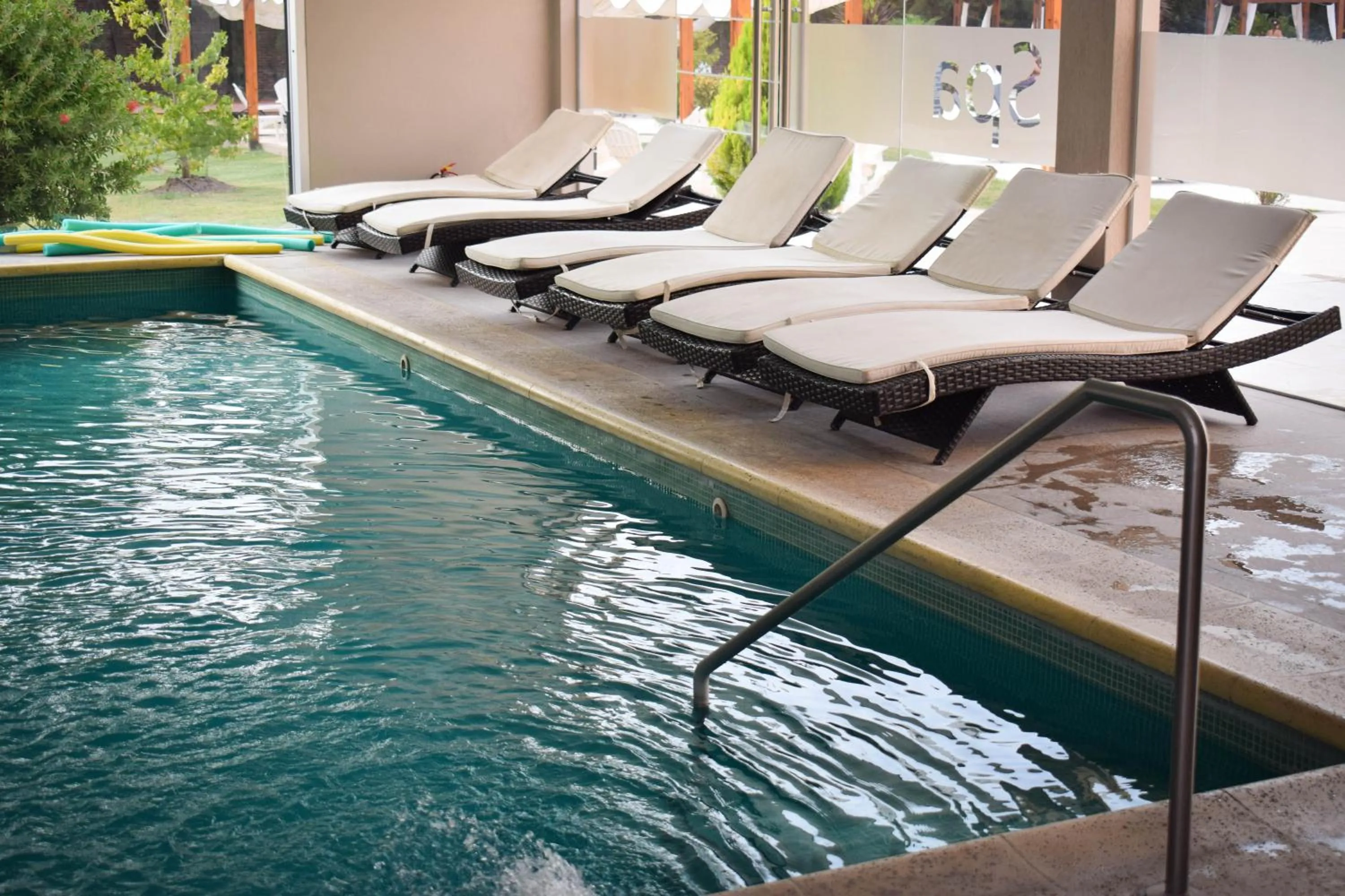 Spa and wellness centre/facilities in Howard Johnson Plaza & Convention Center Spa La Plata