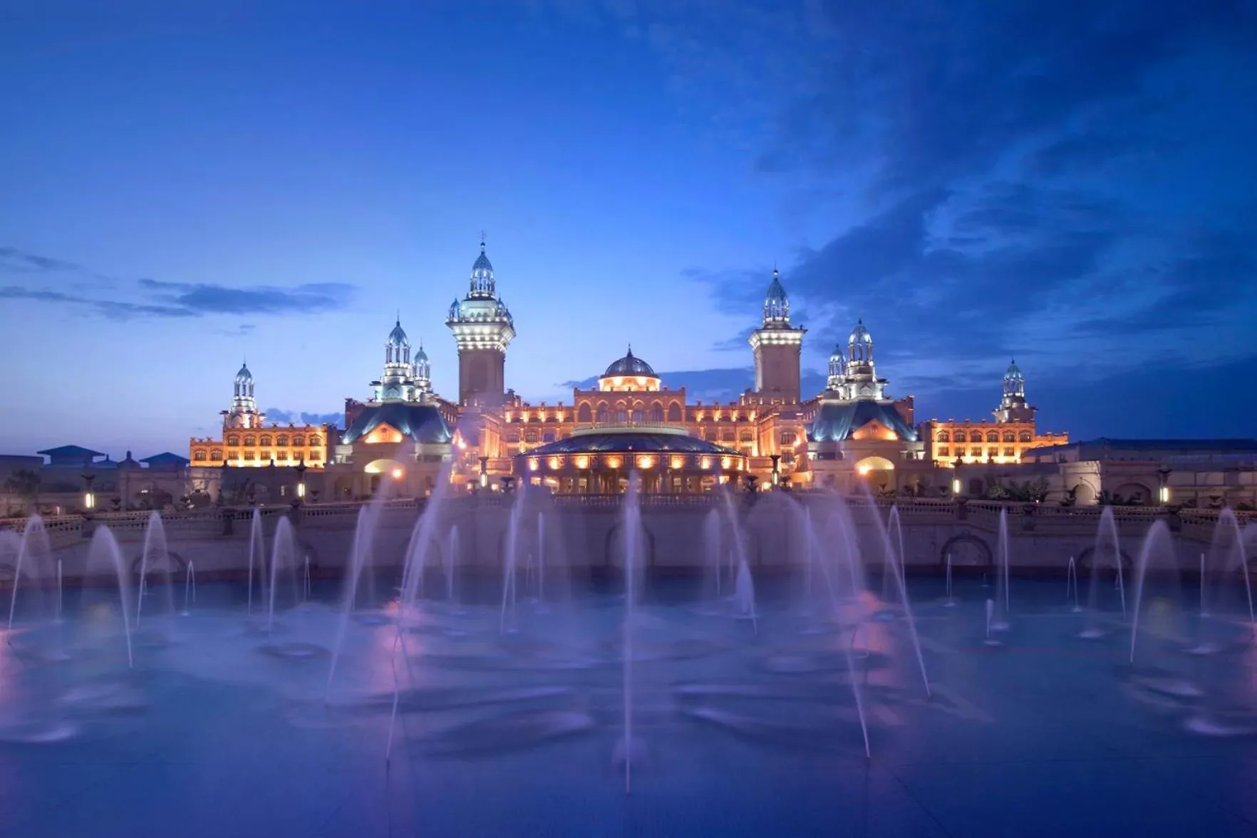 Property building in Wyndham Grand Tianjin Jingjin City