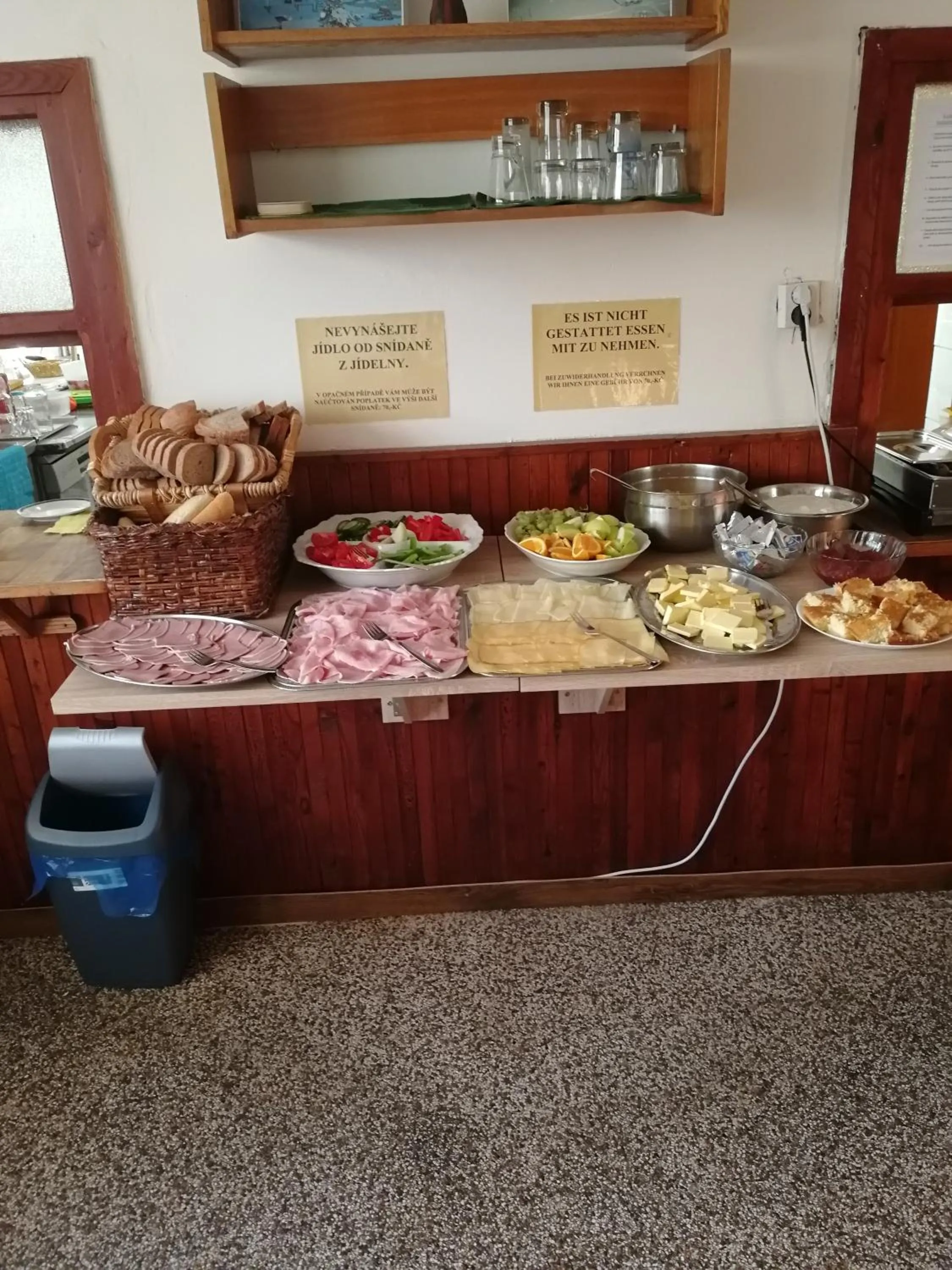 Breakfast in Hotel - penzion M&M