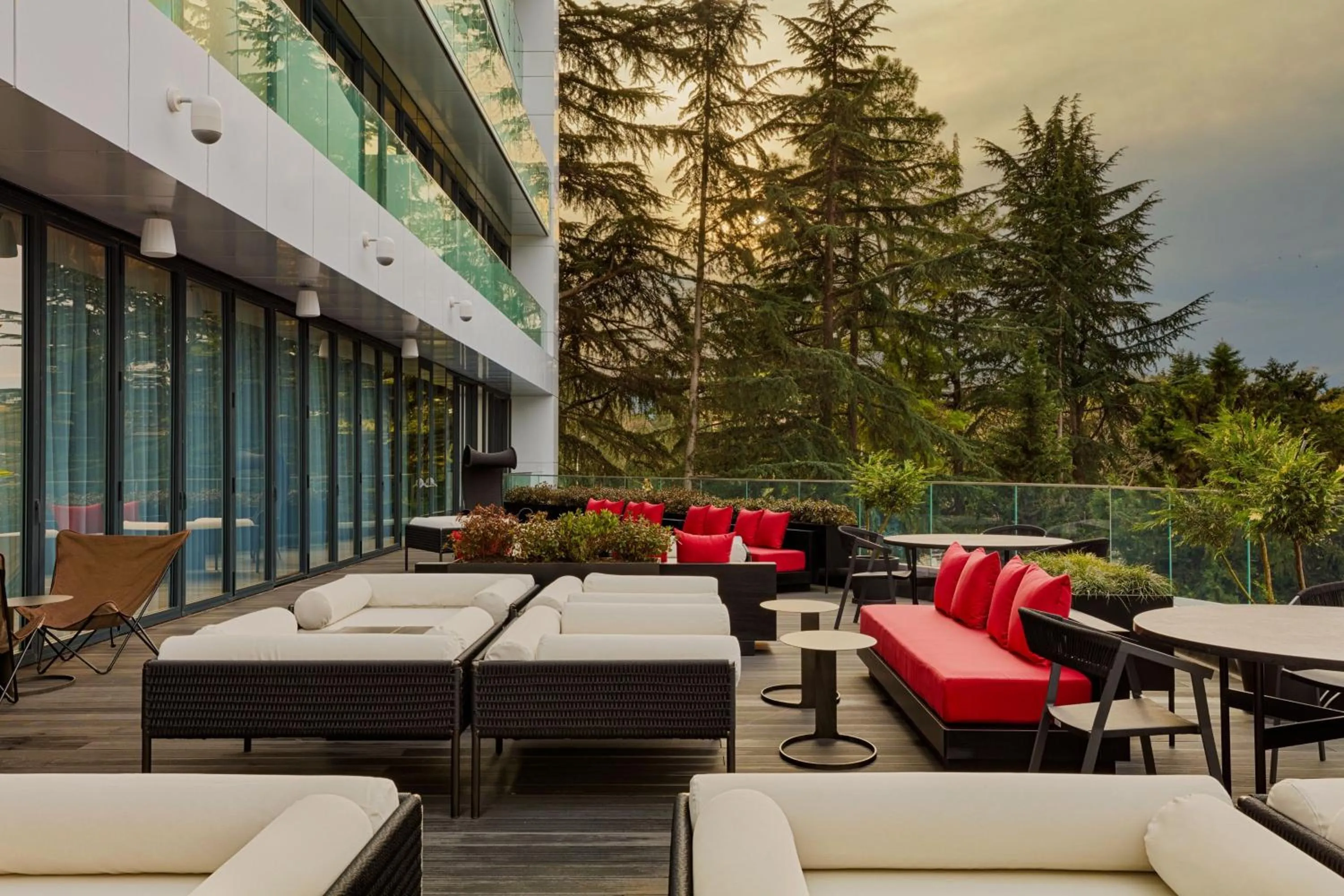 Lounge or bar in Le Meridien Batumi