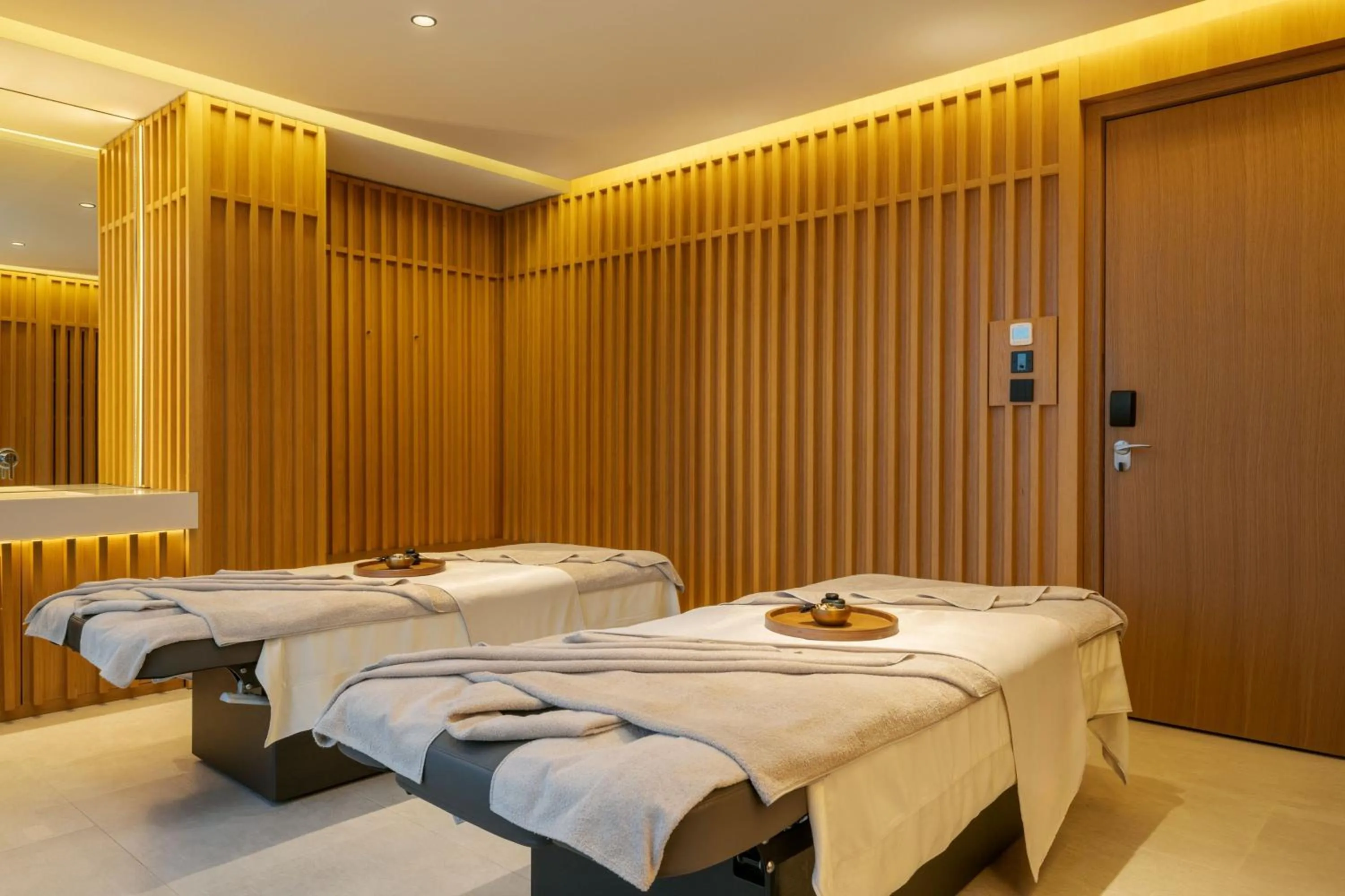 Spa and wellness centre/facilities, Bed in Le Meridien Batumi
