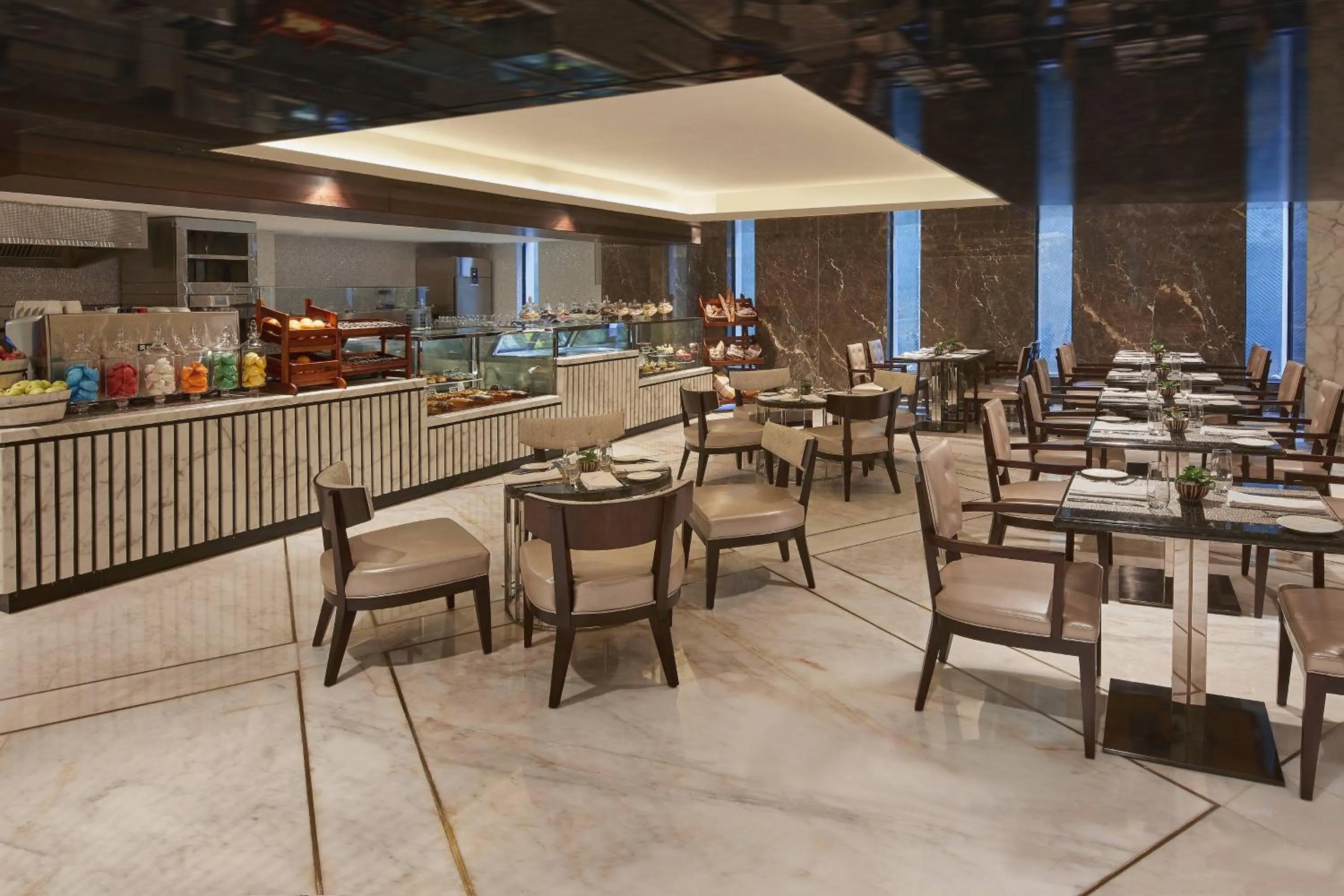 Restaurant/places to eat in Renaissance Dhaka Gulshan Hotel