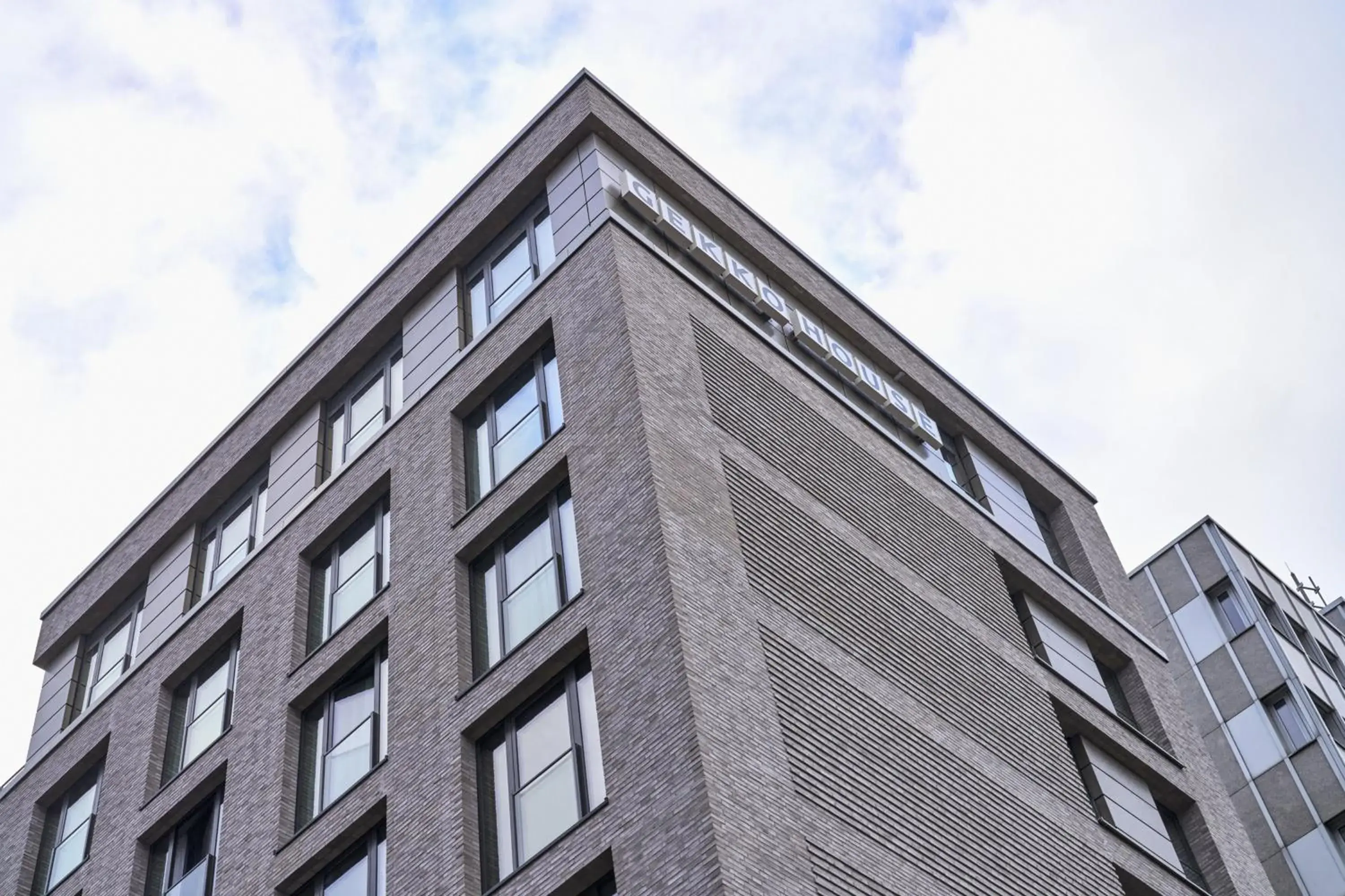 Property building in Gekko House Frankfurt, a Tribute Portfolio Hotel Property building in Gekko House Frankfurt, a Tribute Portfolio Hotel