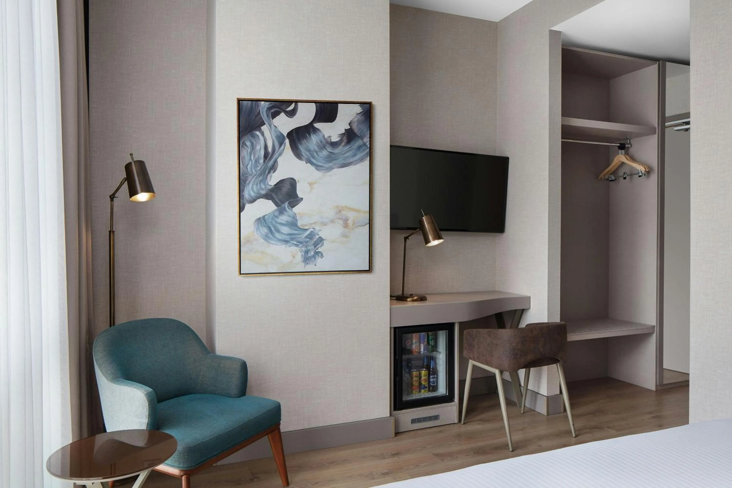 Photo of the whole room in Delta Hotels by Marriott Istanbul Vadi