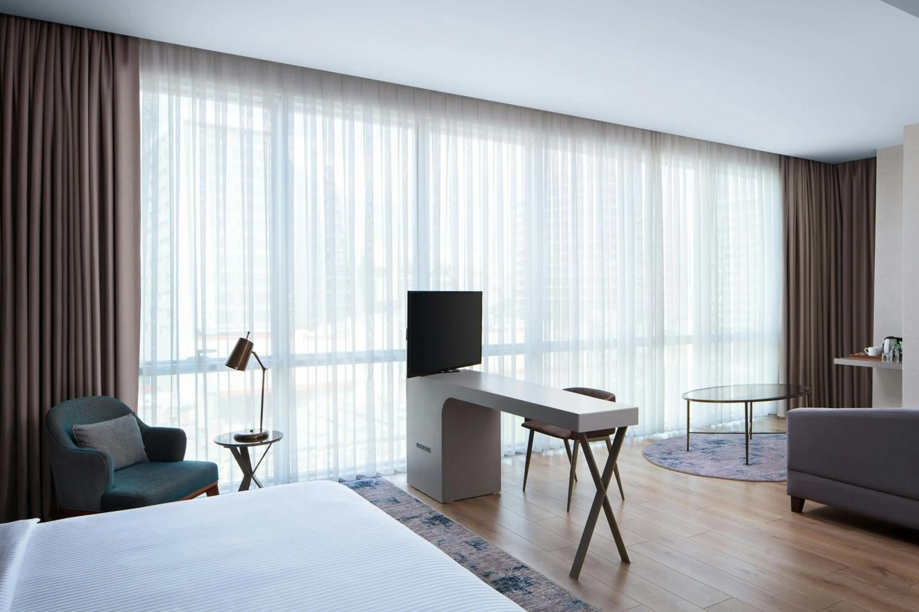 Photo of the whole room, Bed in Delta Hotels by Marriott Istanbul Vadi