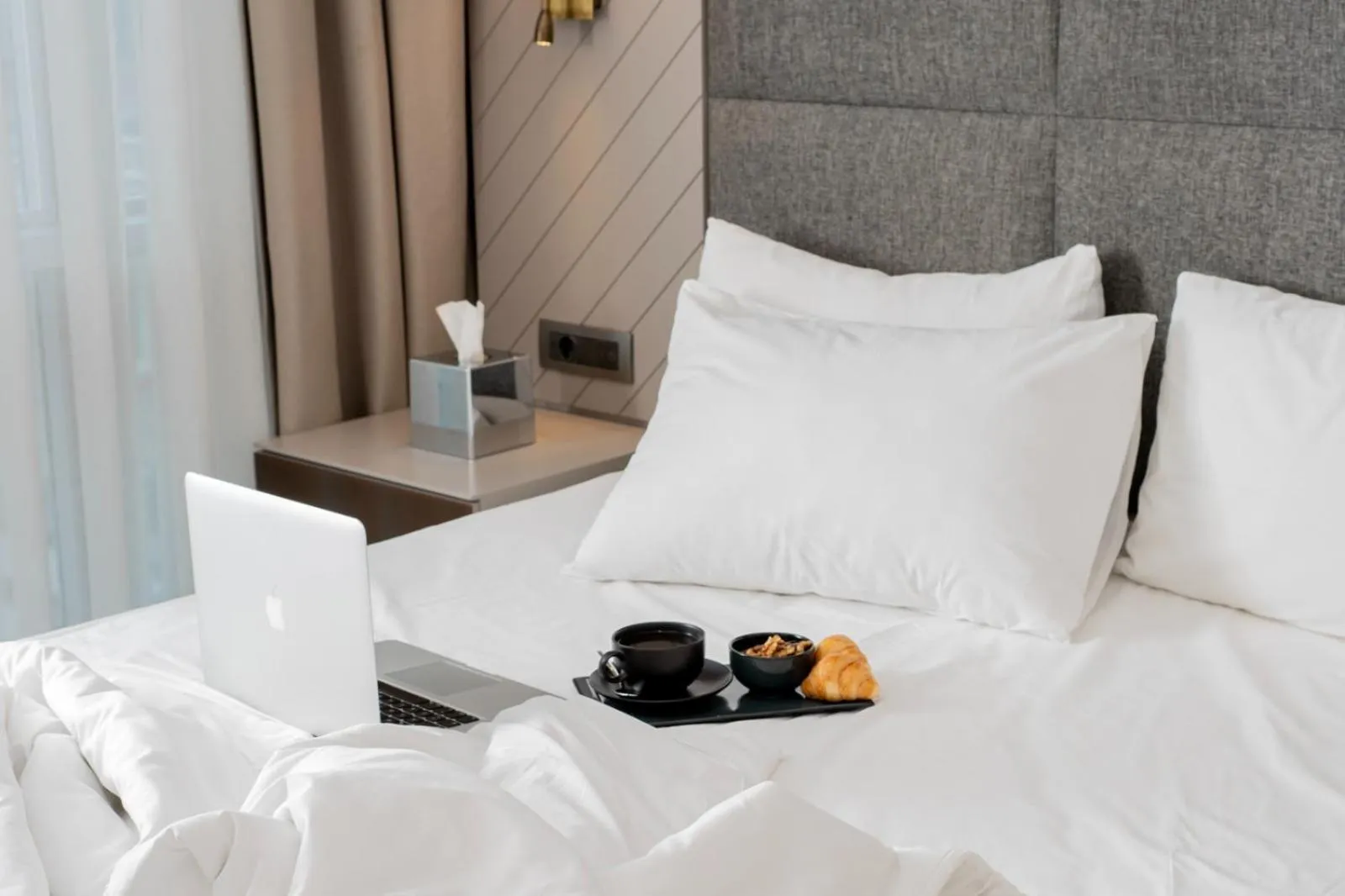 Bed in Delta Hotels by Marriott Istanbul Vadi