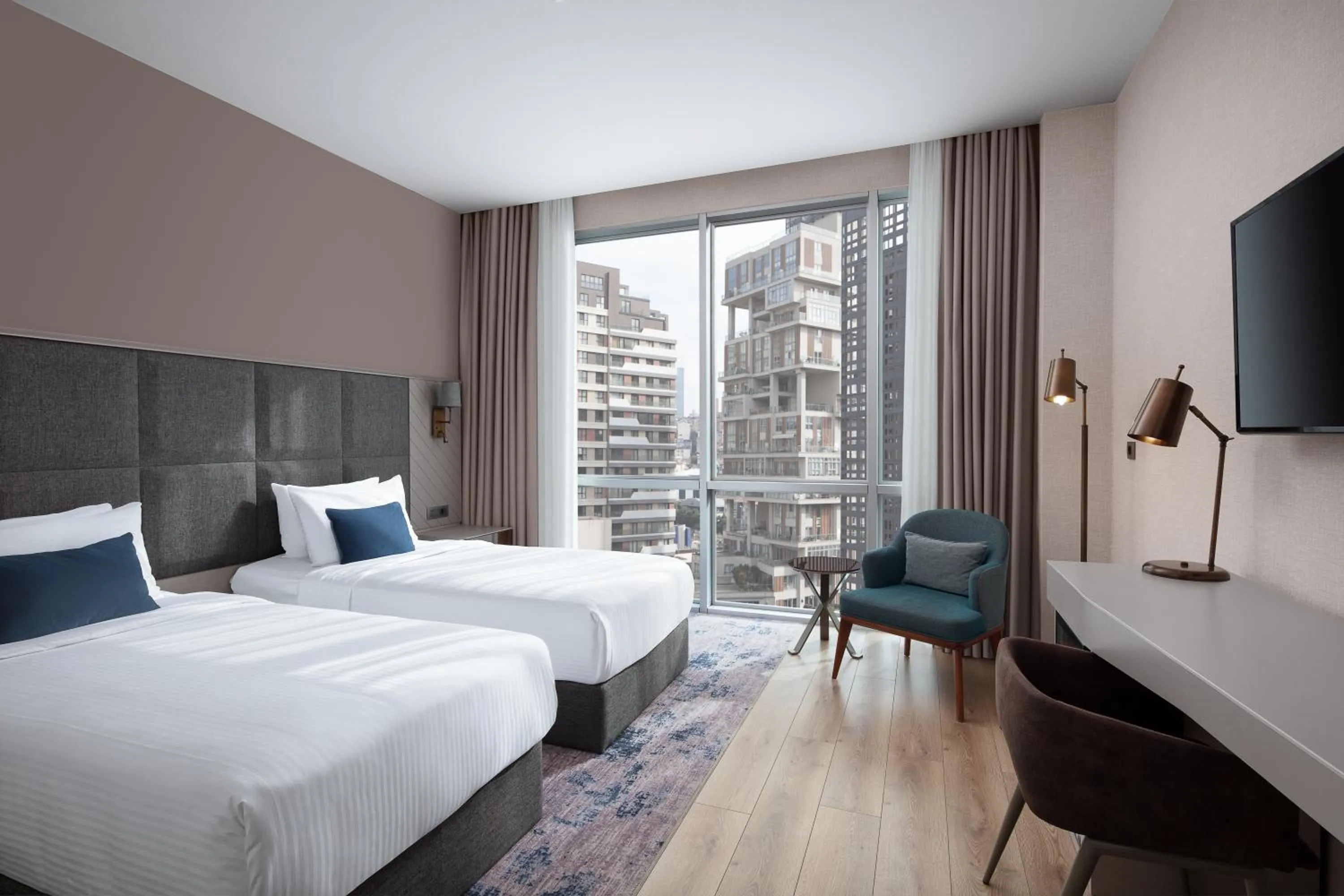Bed in Delta Hotels by Marriott Istanbul Vadi
