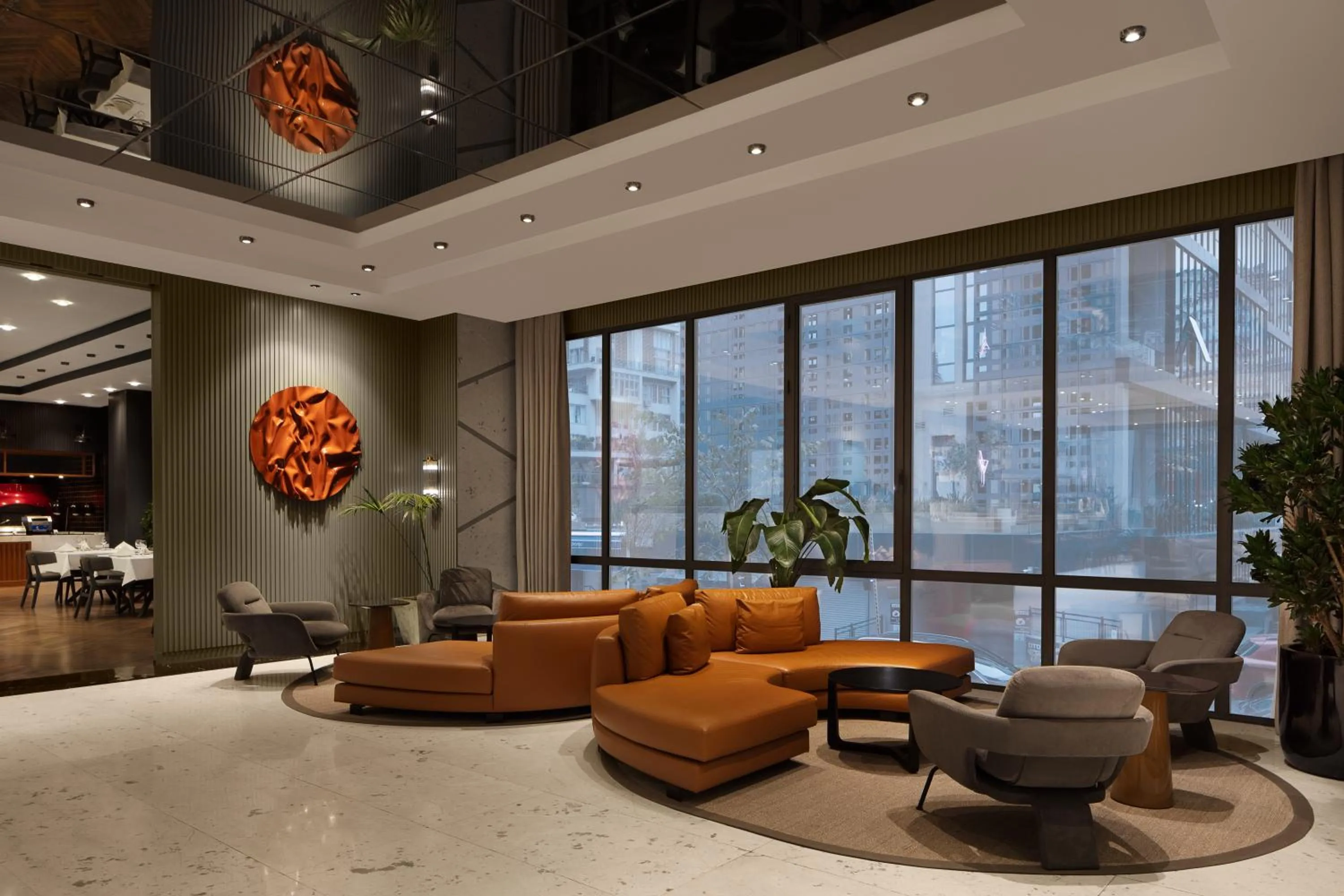 Lounge or bar in Delta Hotels by Marriott Istanbul Vadi