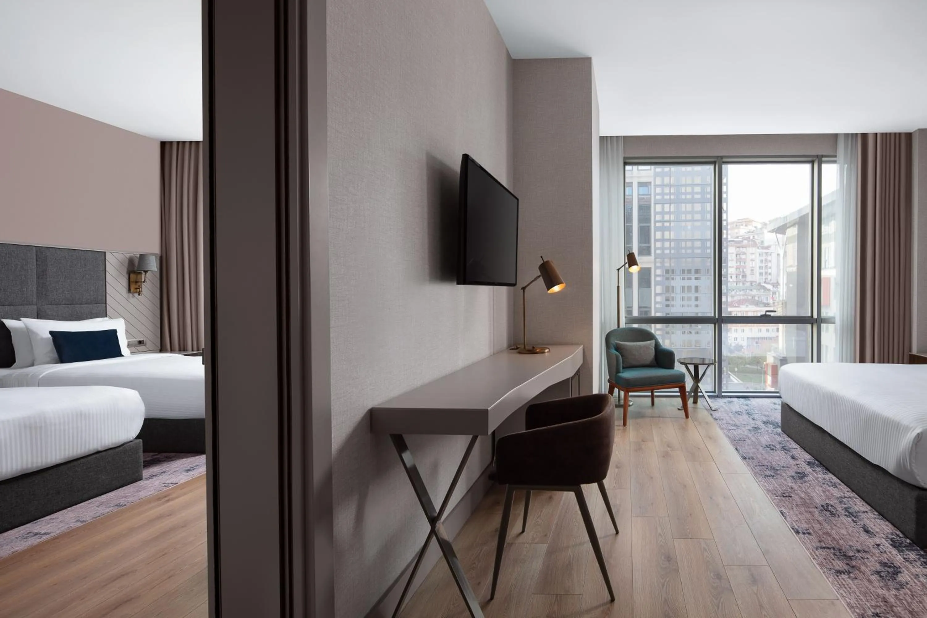 Bedroom, Bed in Delta Hotels by Marriott Istanbul Vadi