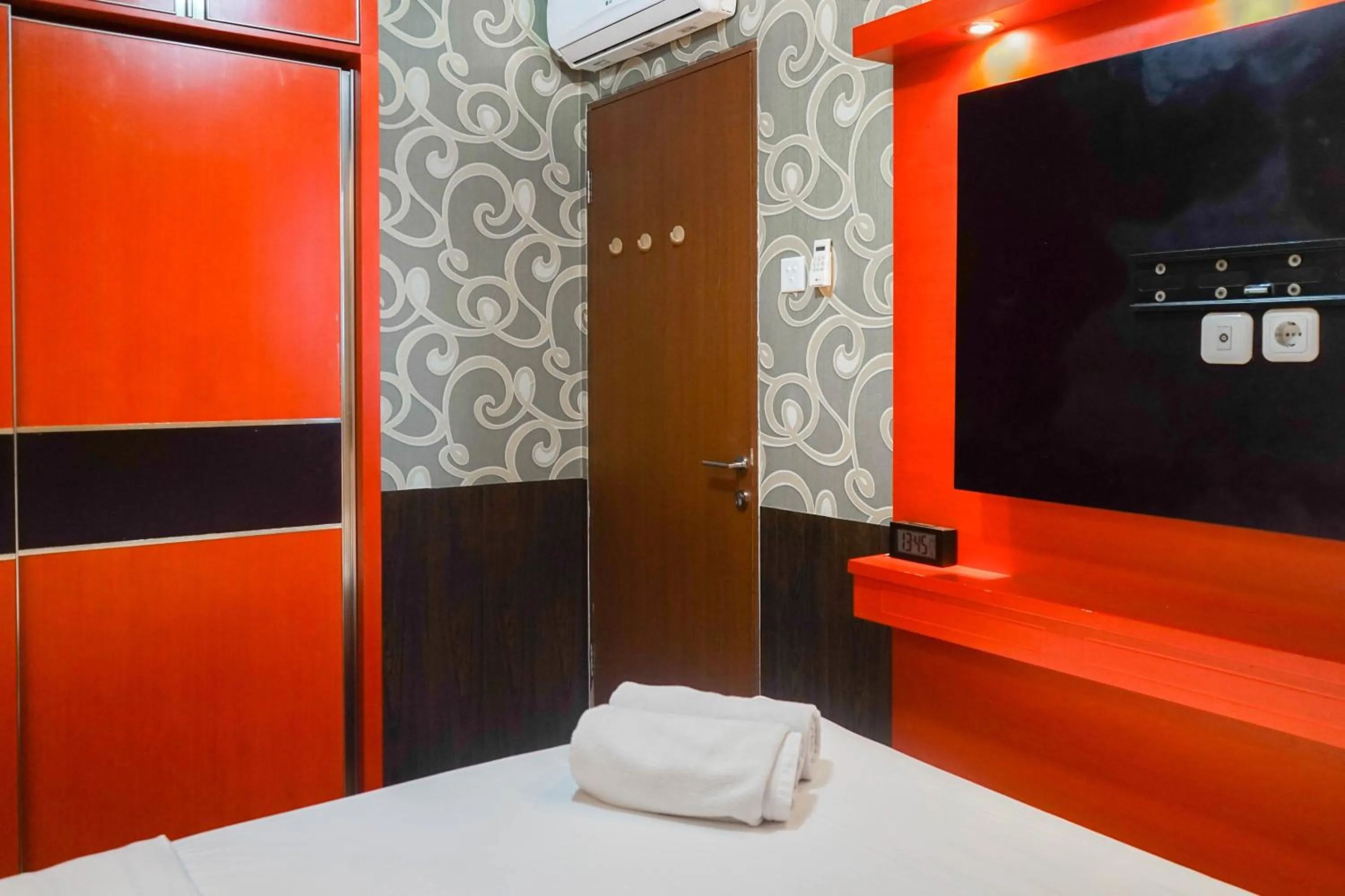 Bedroom, Bed in Best Price 2BR at Tifolia Apartment By Travelio