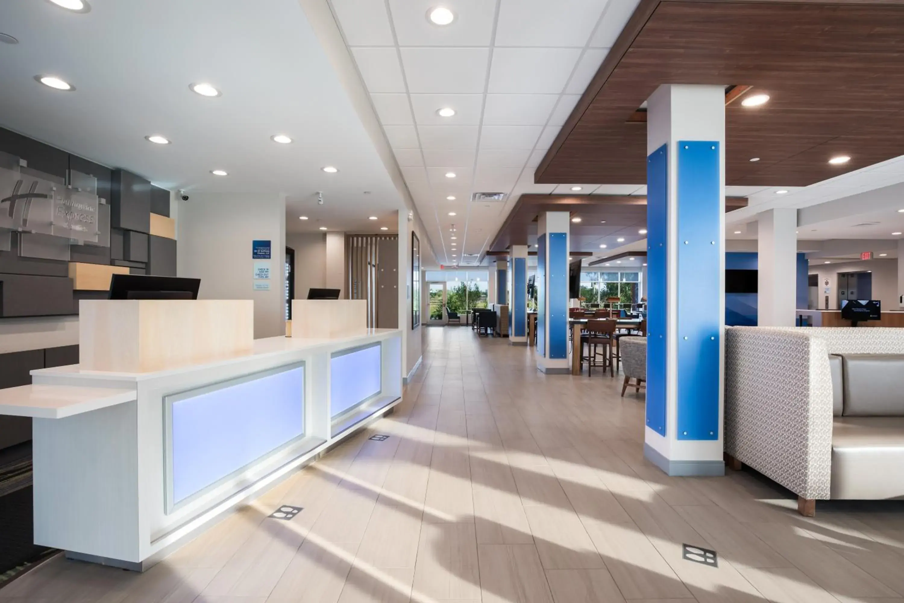 Holiday Inn Express & Suites Chicago - Hoffman Estates by IHG Holiday Inn Express & Suites Chicago - Hoffman Estates by IHG