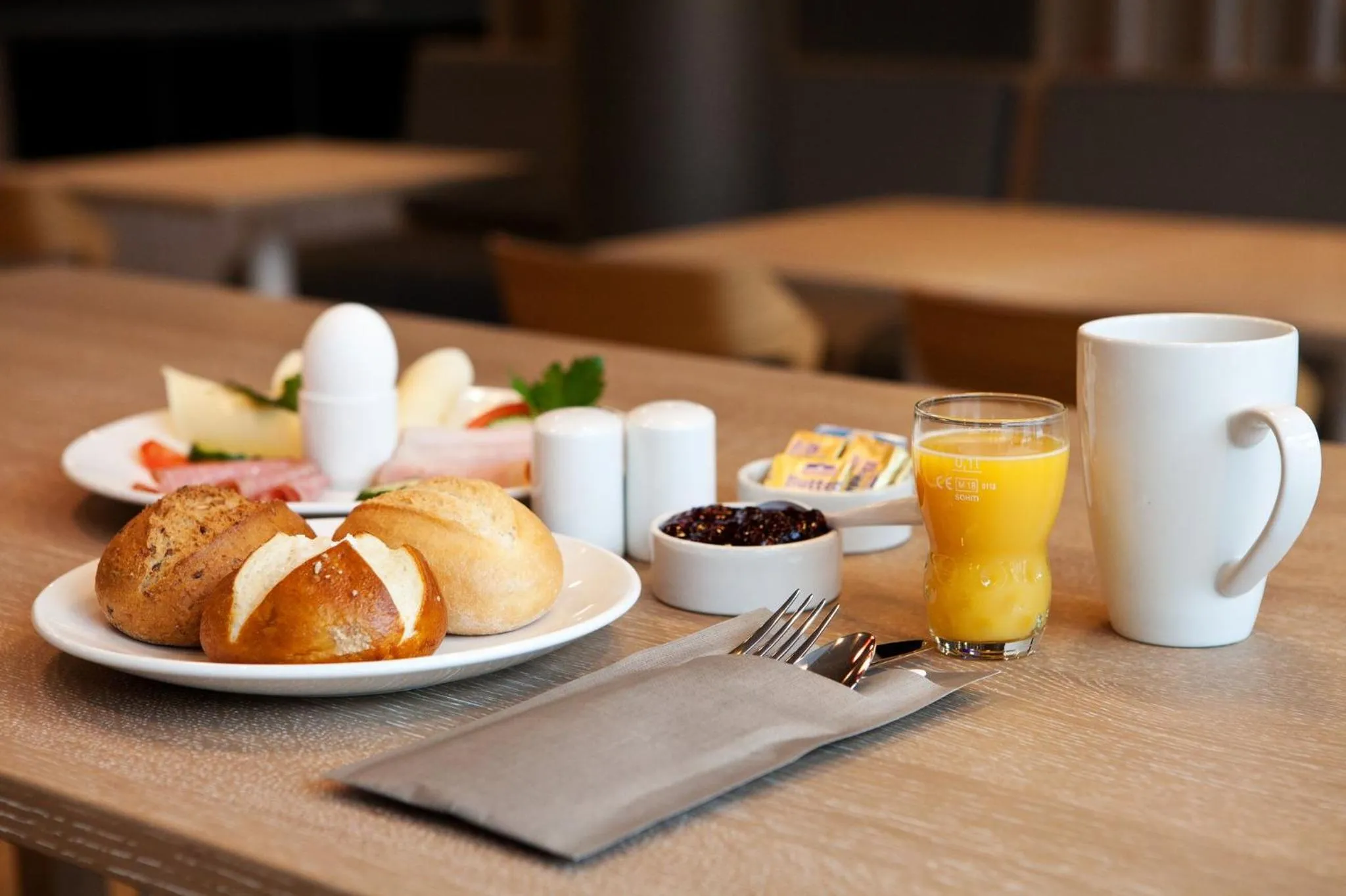 Breakfast in Holiday Inn Express - Darmstadt by IHG